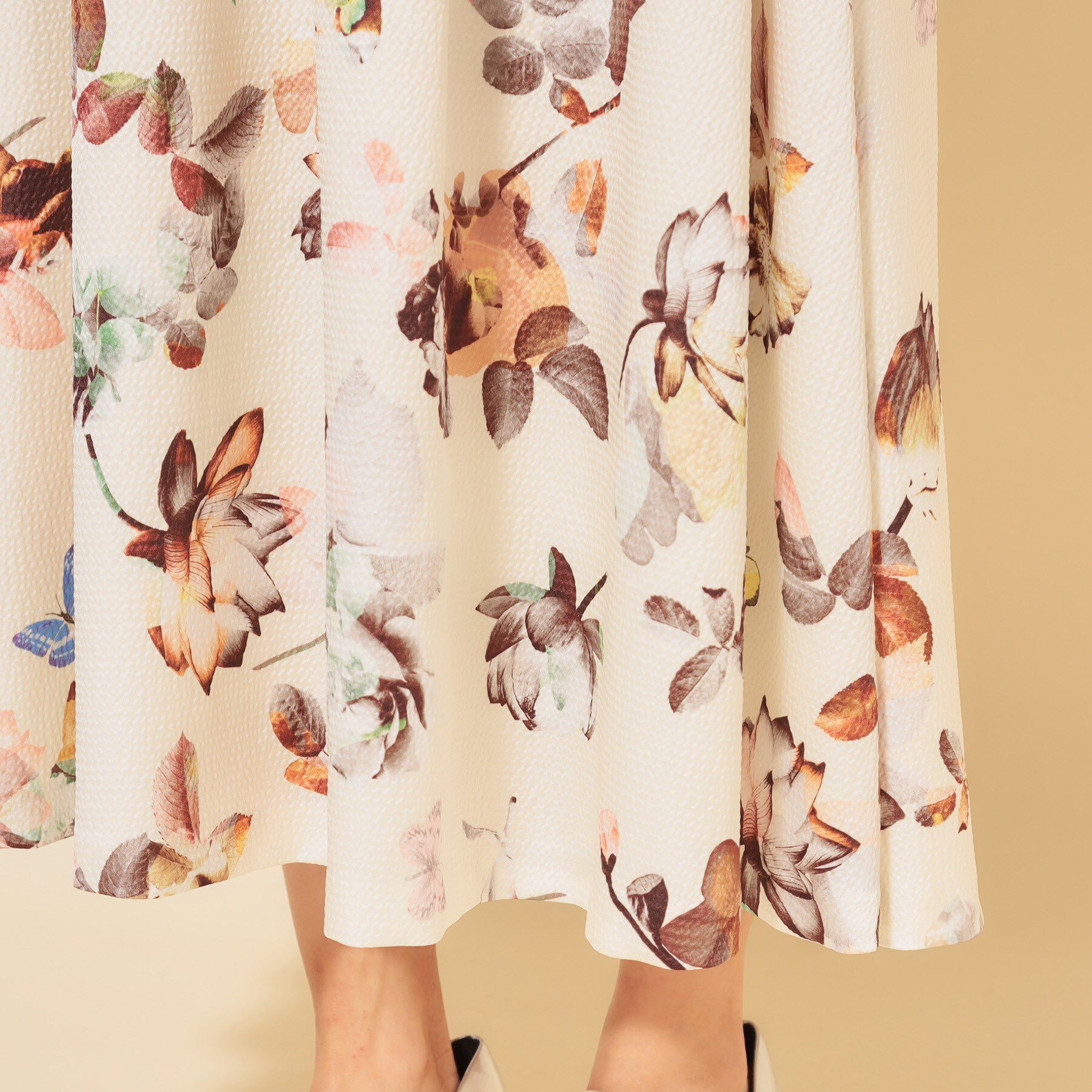 SunaUna「【COLLECTION LINE】花柄タックスカート」|スカート|