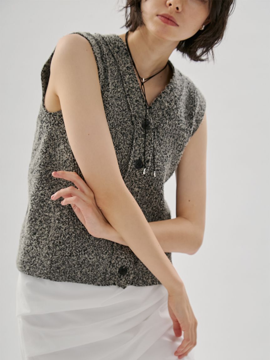 emmi atelier「ツノヤーンリブニットベスト」|ニット・セーター|