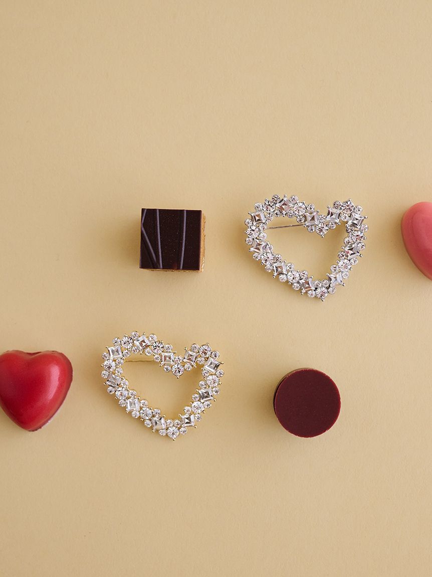 CELFORD「ランダムビジューハートブローチ」|ブローチ・コサージュ|