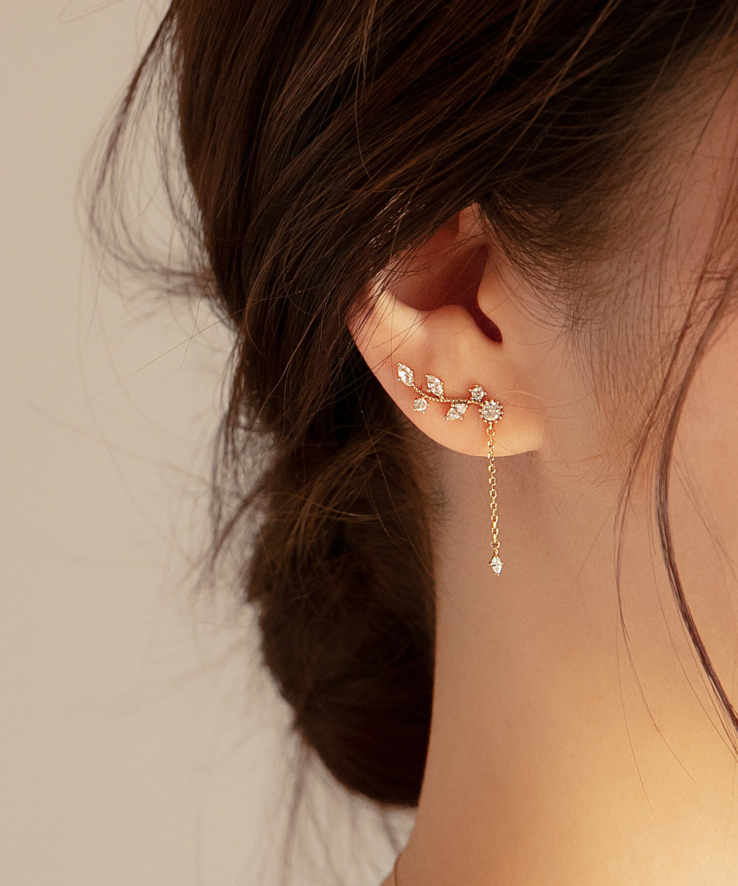 Phoebe「【シリーズ累計販売10000点突破！】2wayフラワリービジューピアス&イヤリング　ゴールド」|ピアス|