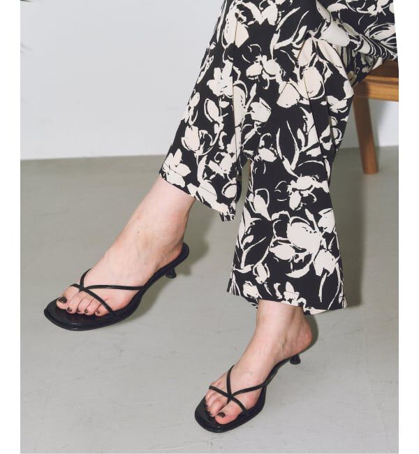 GRISE「《予約》GRISE4.5cmレザーナロートングミュールサンダル」|サンダル|ブラック