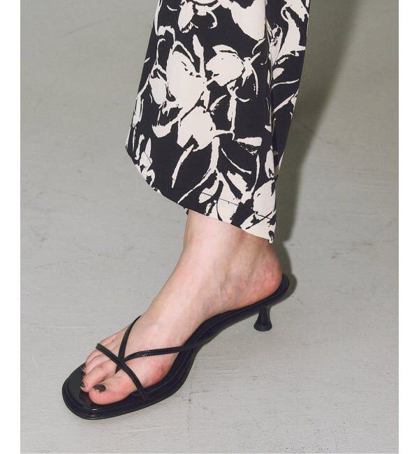 GRISE「《予約》GRISE4.5cmレザーナロートングミュールサンダル」|サンダル|