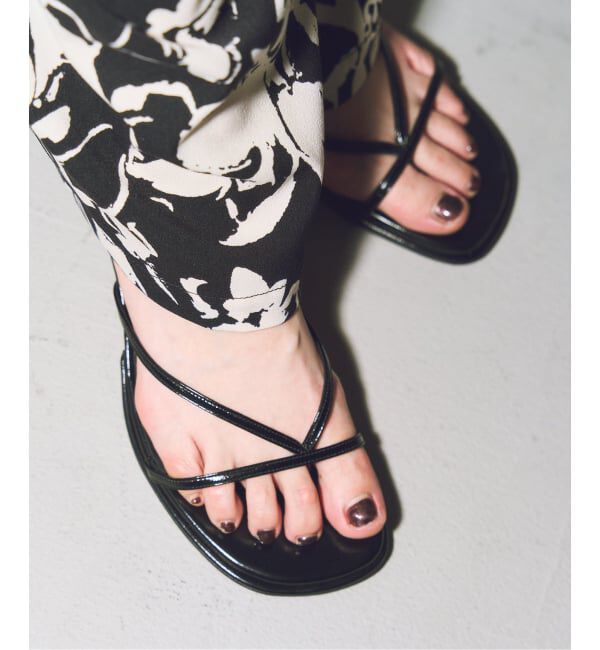 GRISE「《予約》GRISE4.5cmレザーナロートングミュールサンダル」|サンダル|