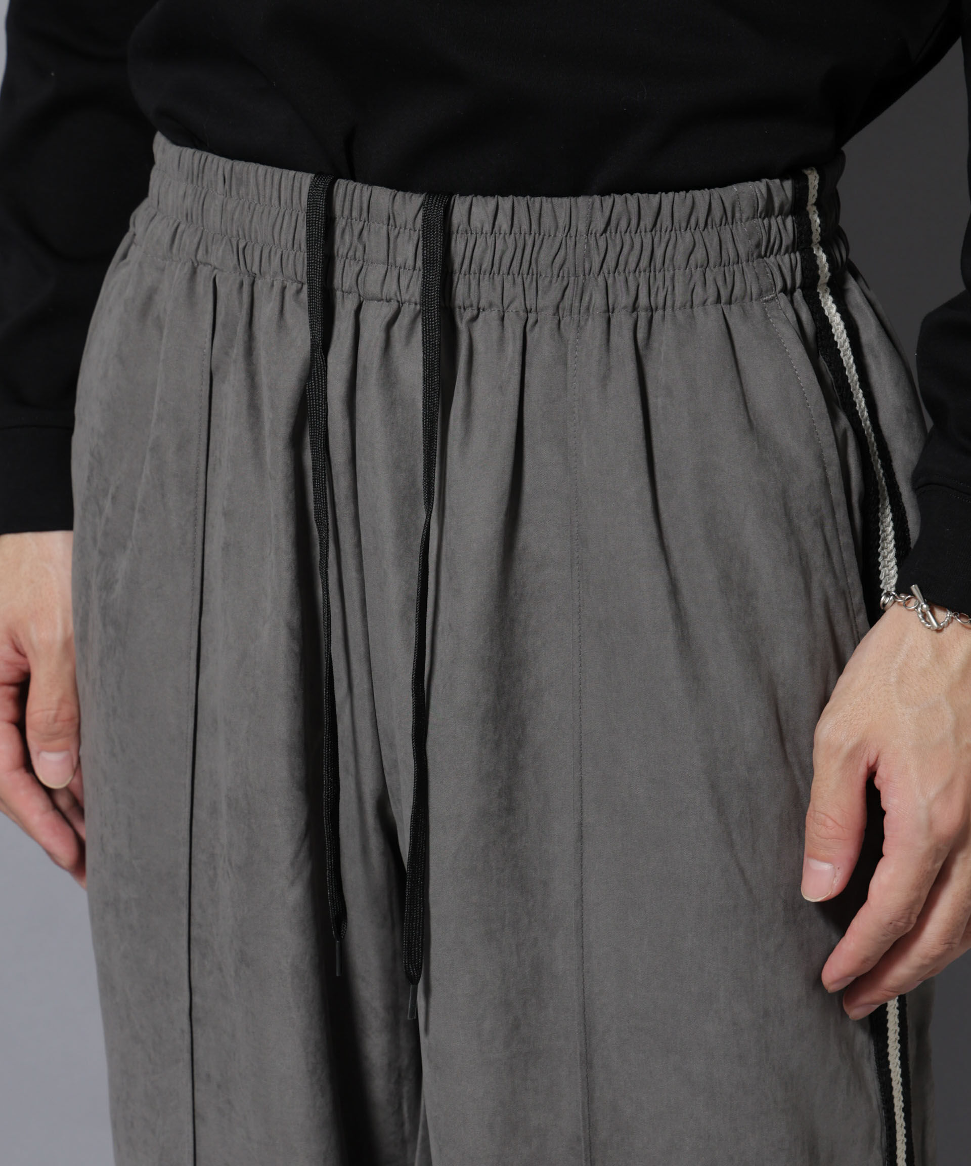 nano･universe「NORMANBROS別注 トラックパンツ」|チノ|