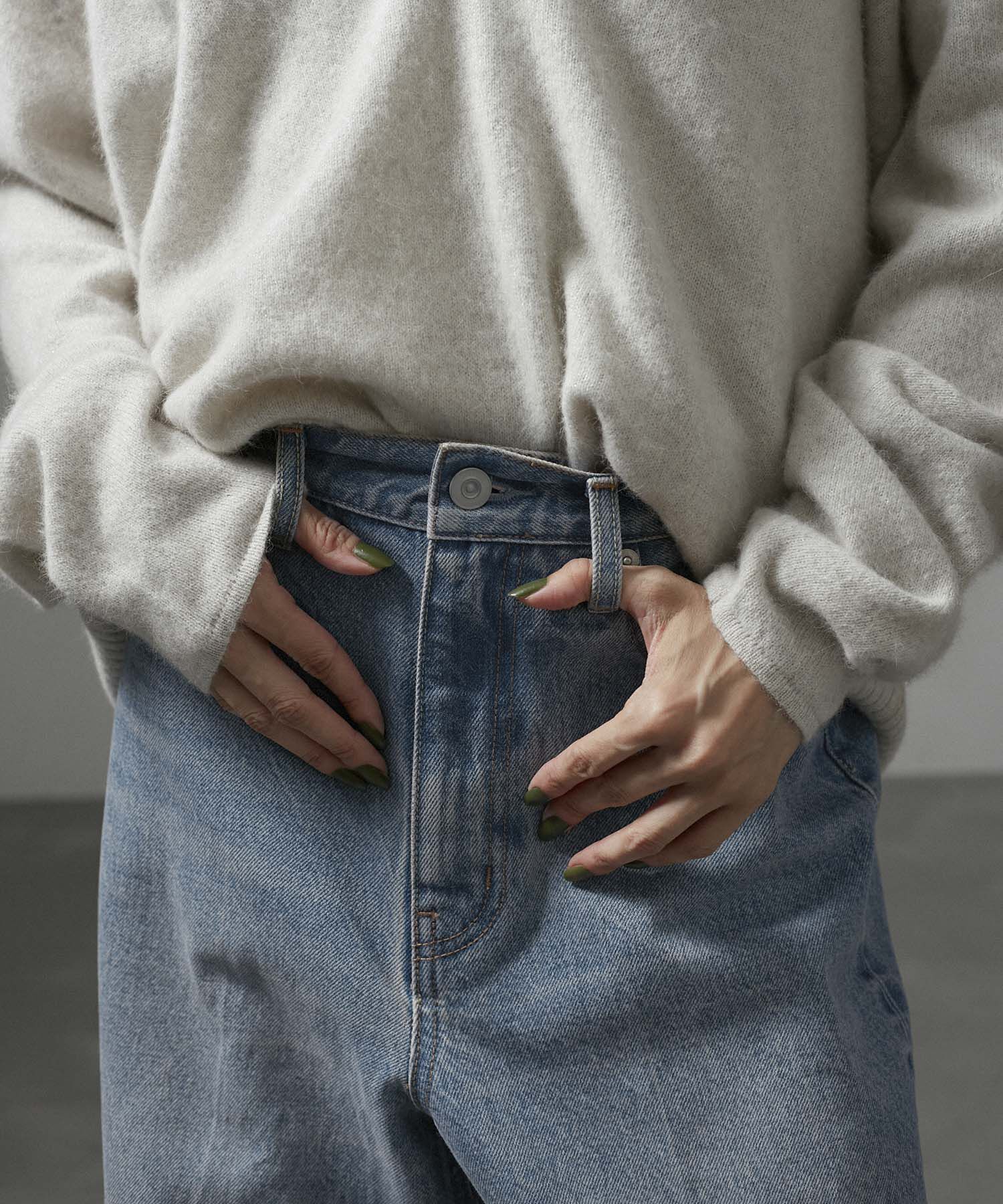 SALON adam et rope'「センタープレスバギーデニム」|デニム|