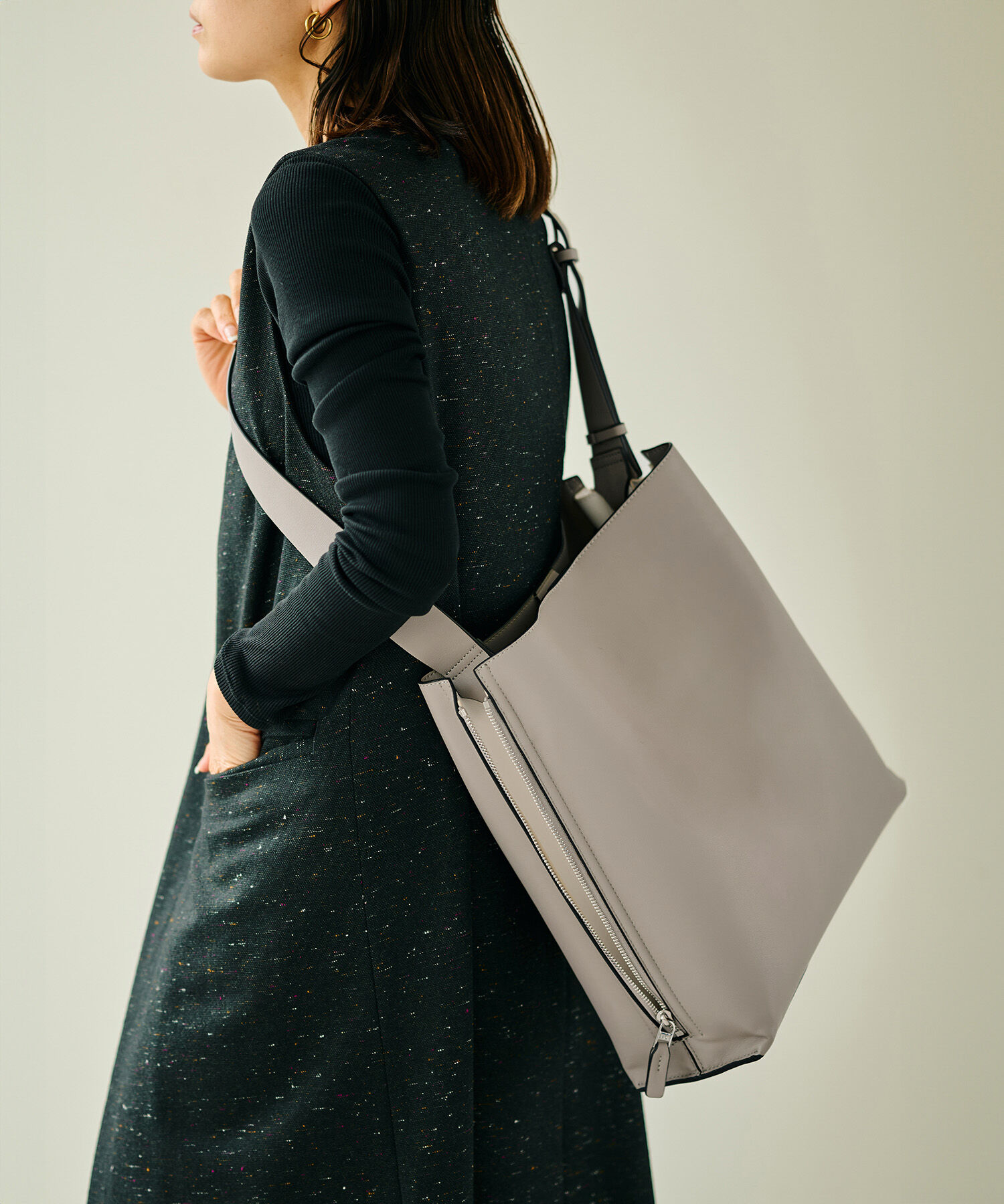 E'POR「【A4対応】【通勤】【E'POR】Y BAG Shoulder Large（サイドジップショルダーバッグ）【WEB限定/一部店舗限」|ショルダー・メッセンジャー|