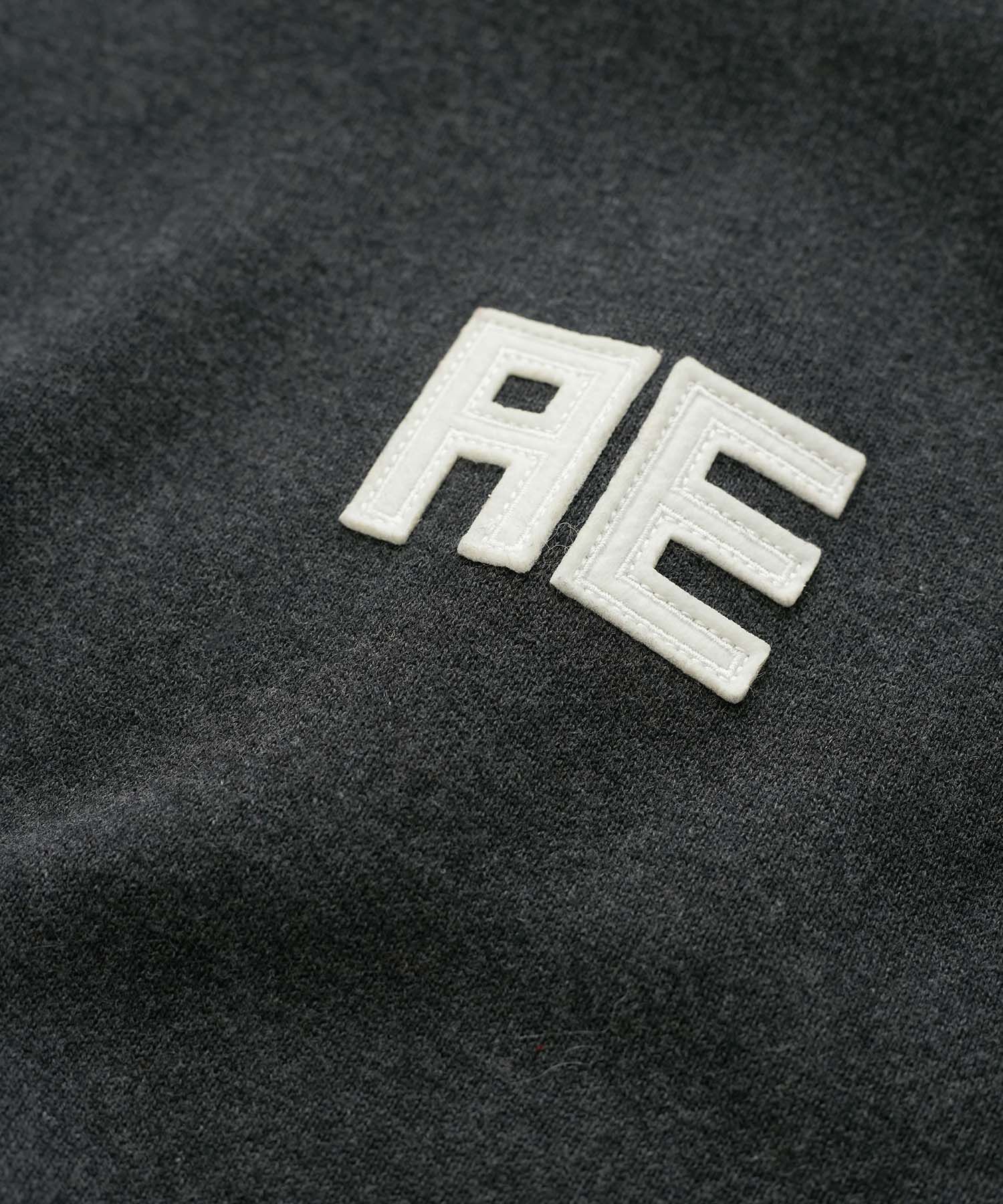 ADAM ET ROPE'「【サステナブル・洗える】フェルト刺しゅうニットプルオーバー」|ニット・セーター|