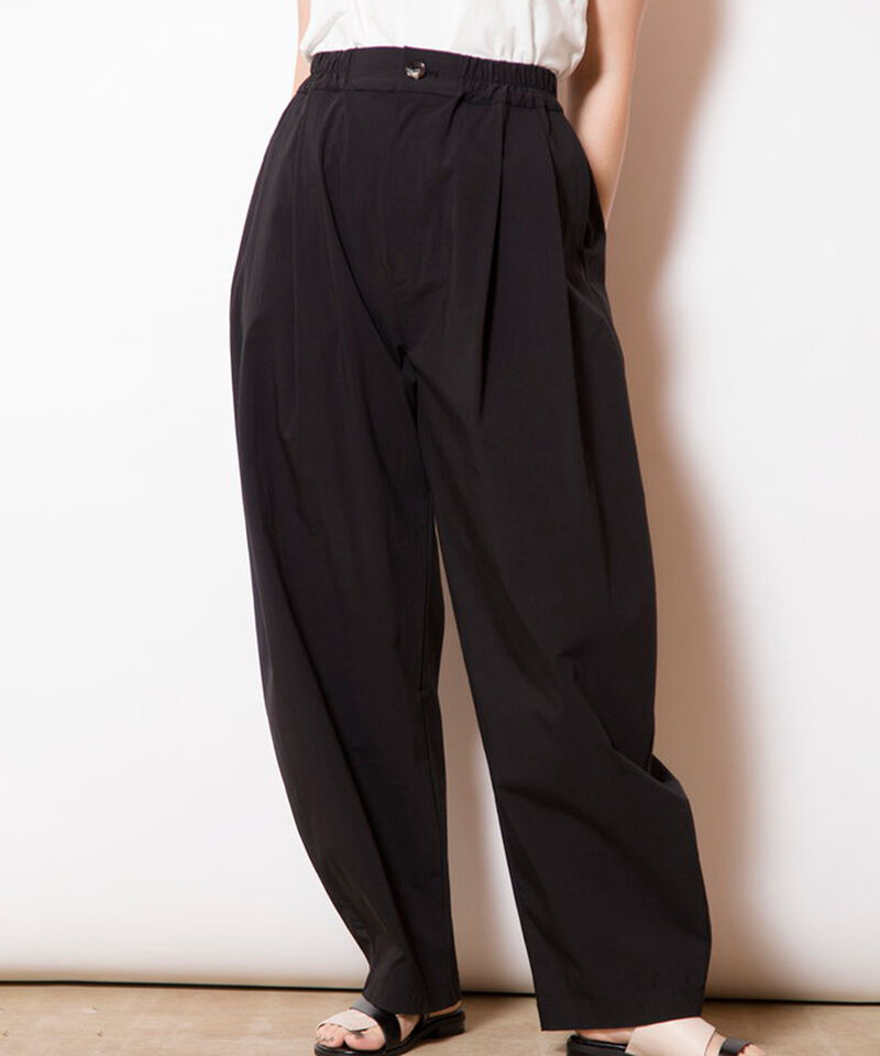 「タックカーブパンツ」|チノ|BLACK