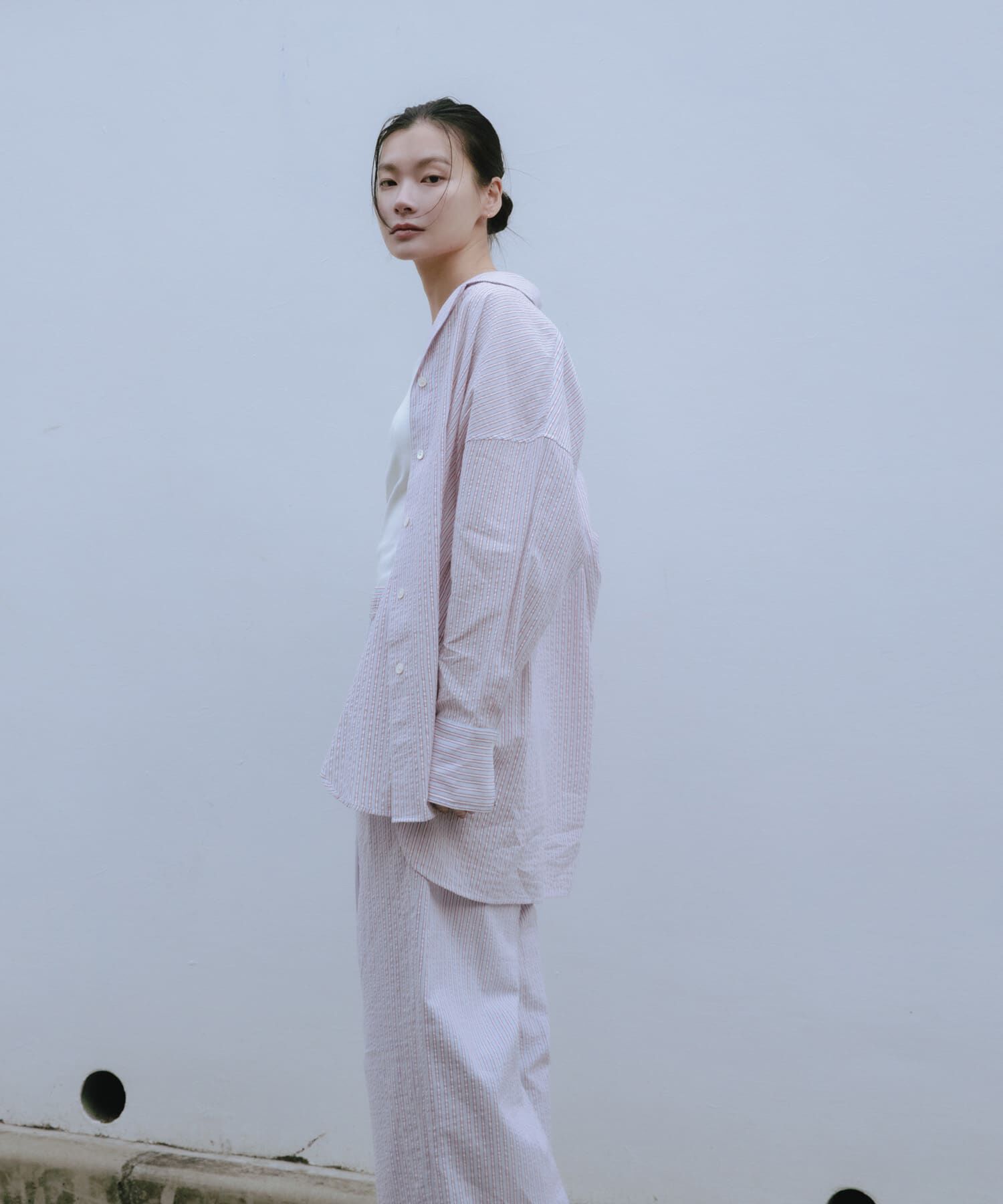 URBAN RESEARCH「new basic　インドコットンサッカーストライプシャツ」|シャツ・ブラウス|