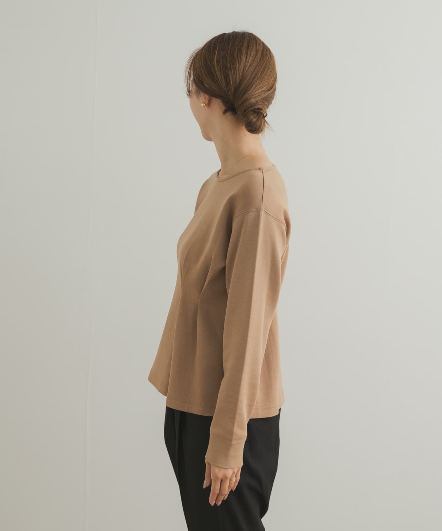 URBAN RESEARCH DOORS「ライトダンボールウエストタックプルオーバー」|Tシャツ・カットソー|