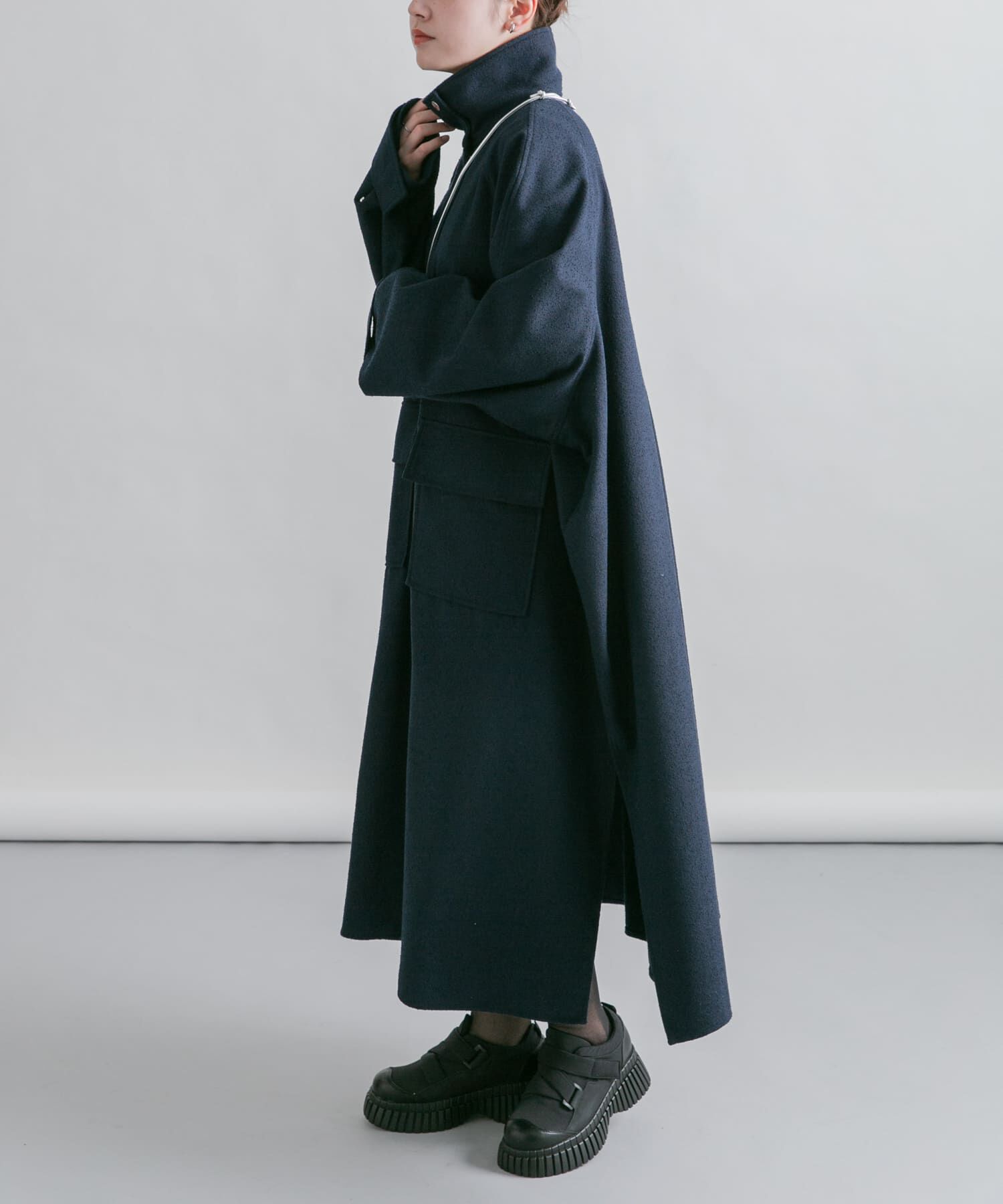  「スタンドカラーブークレコート」|ノーカラーコート|