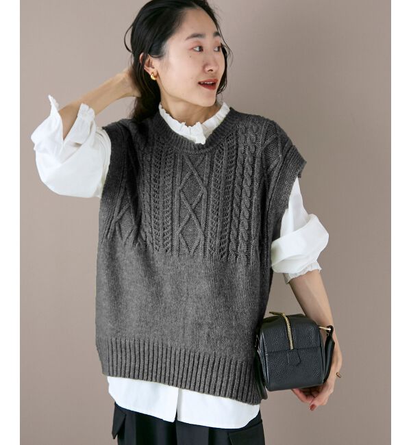  「《WEB限定アイテム》ケーブル柄ニットベスト」|ベスト・ジレ|Ｃ／グレー