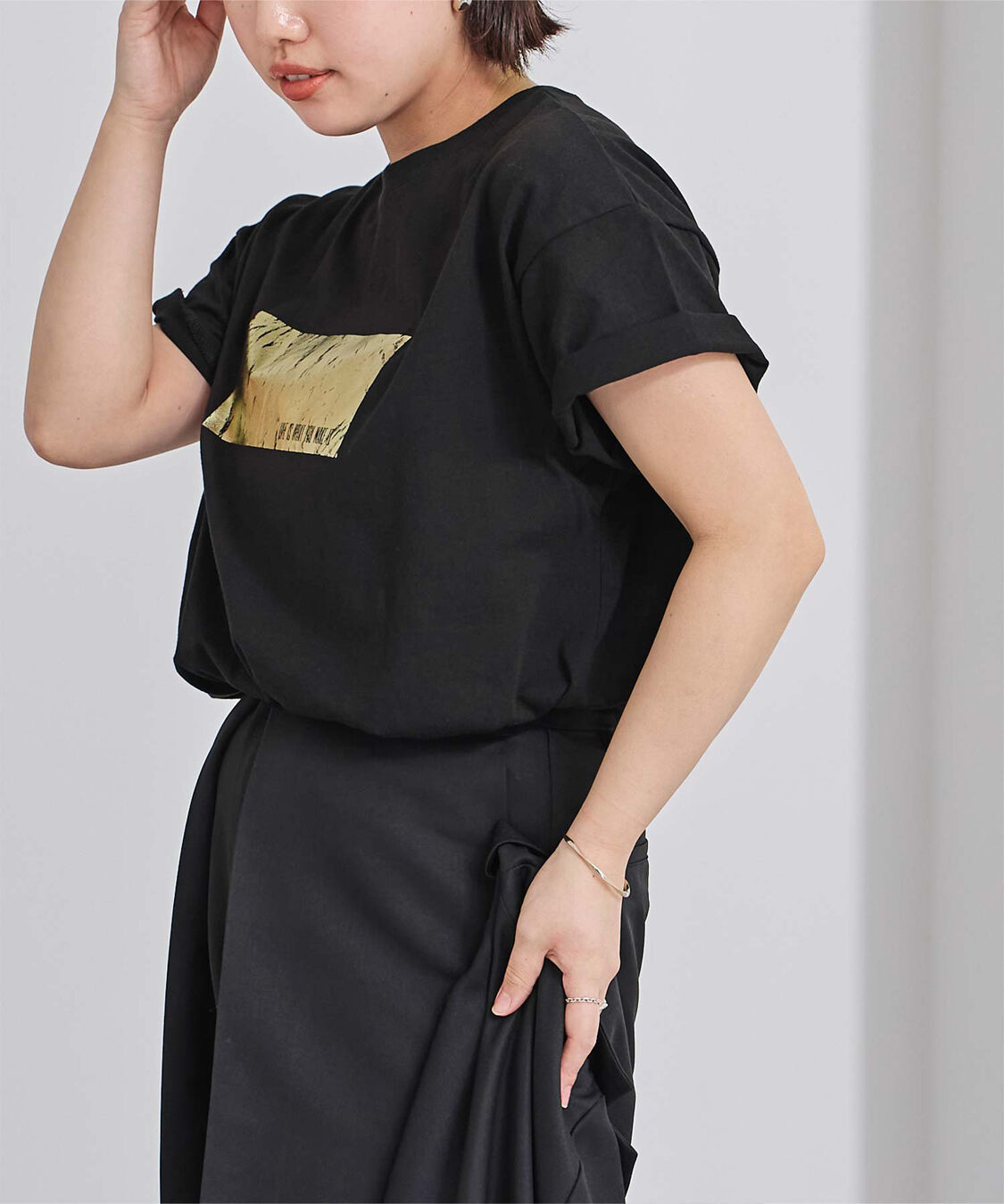 ur's「箔プリントTシャツ」|Tシャツ・カットソー|