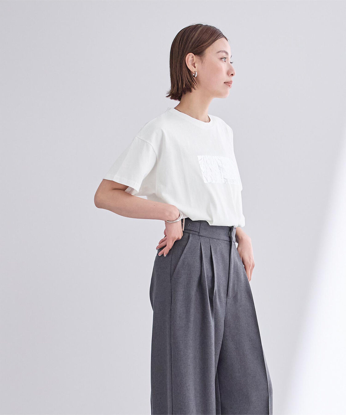 ur's「箔プリントTシャツ」|Tシャツ・カットソー|