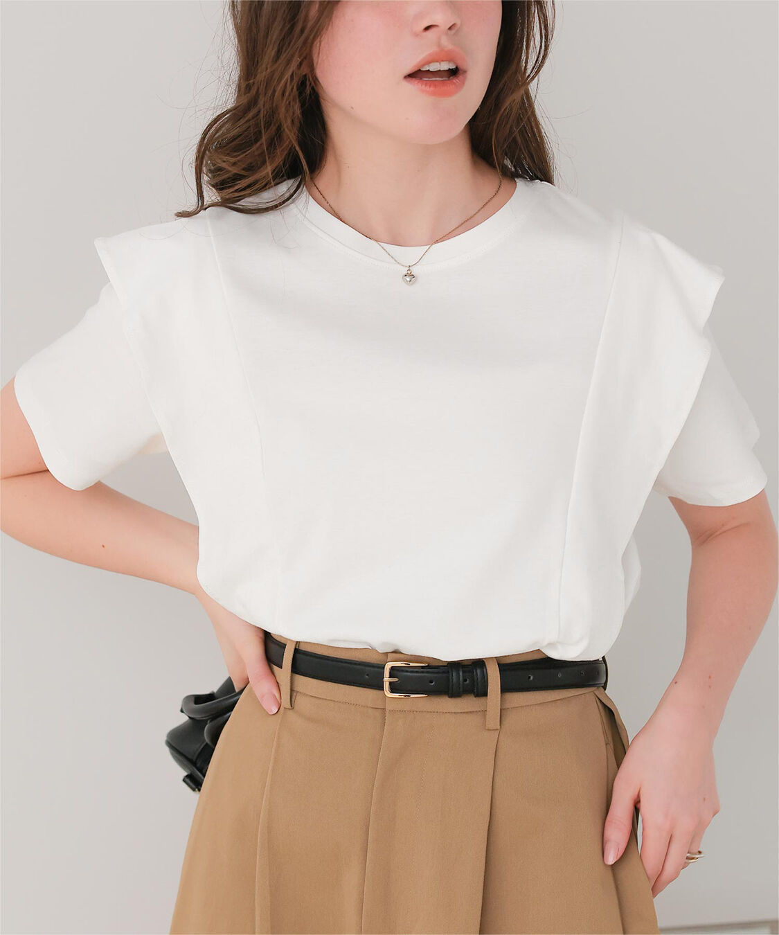 titivate「汗染み防止ラッフルスリーブTシャツ」|Tシャツ・カットソー|ホワイト