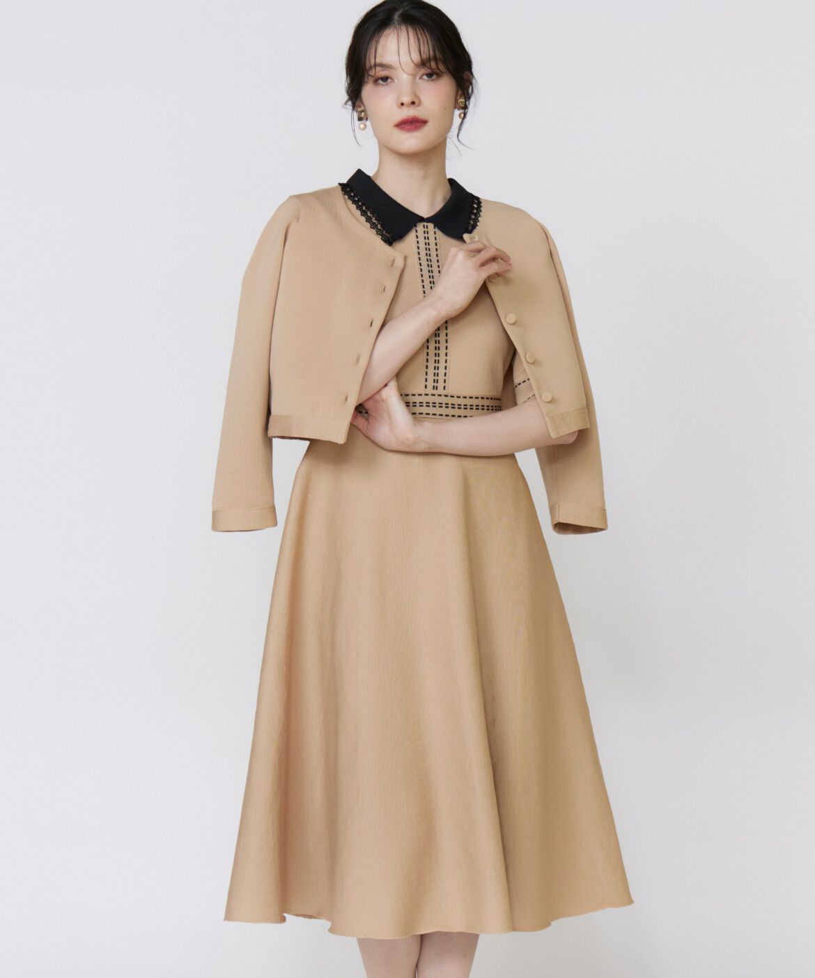 Maglie le cassetto「《大きいサイズ》レース衿ニットワンピース《M Maglie le cassetto》」|ワンピース|ベージュ2