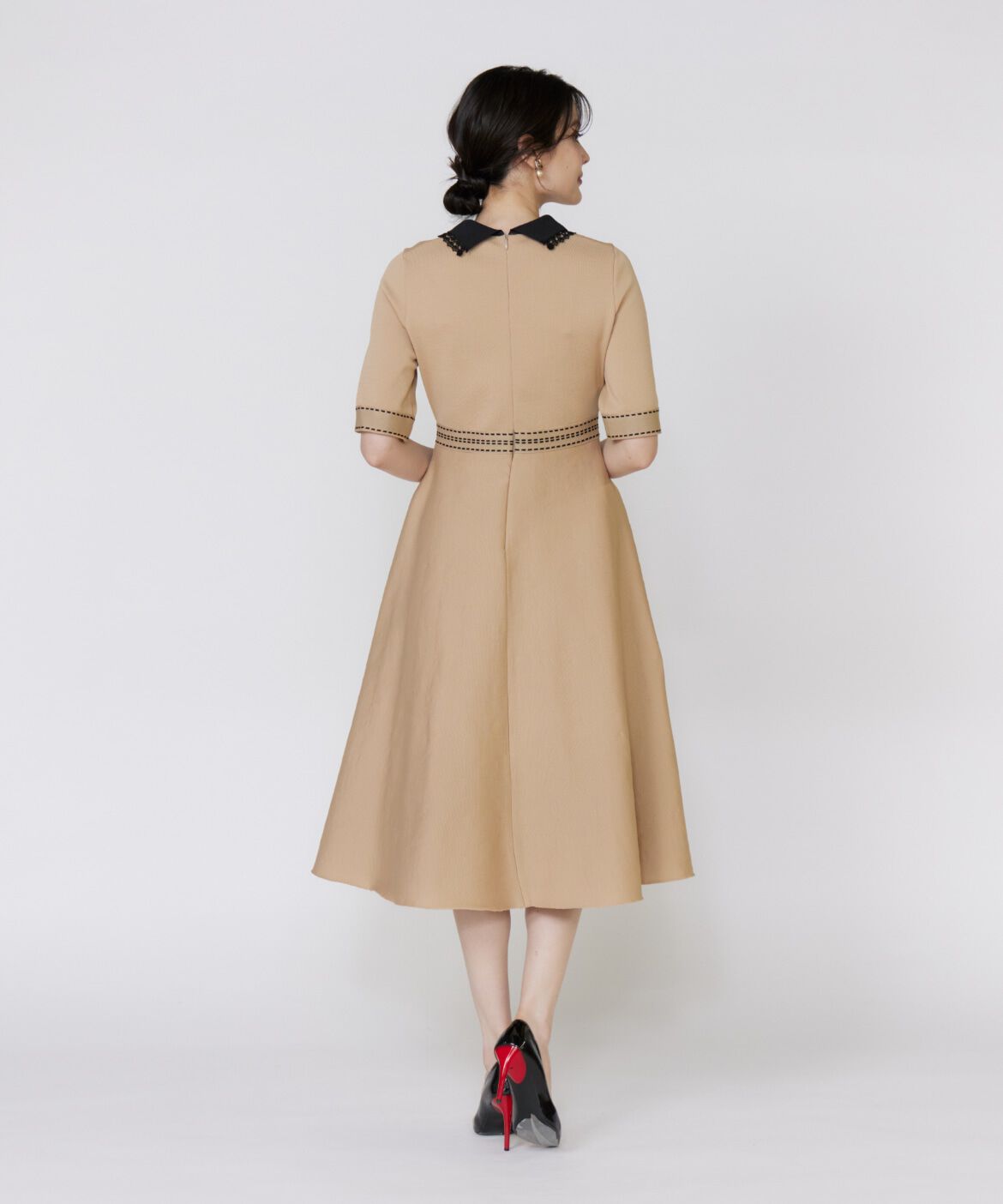 Maglie le cassetto「《大きいサイズ》レース衿ニットワンピース《M Maglie le cassetto》」|ワンピース|