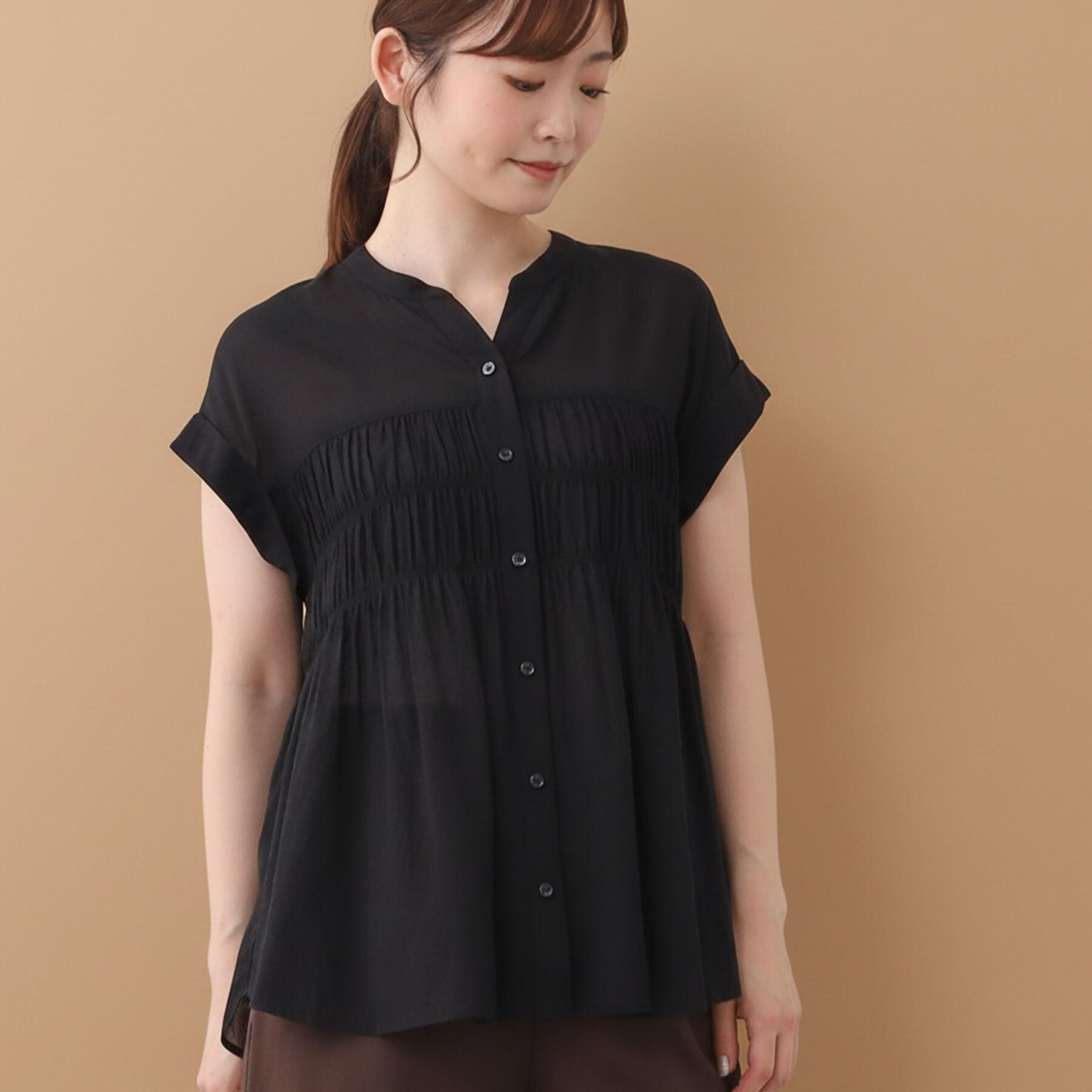 Reflect「【二の腕さりげなくカバー】シャーリングブラウス」|シャツ・ブラウス|ブラック(019)