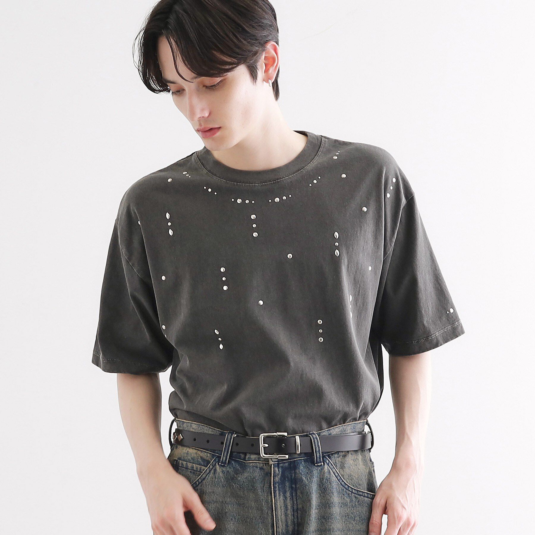 tk.TAKEO KIKUCHI「ヴィンテージライクスタッズTシャツ」|Tシャツ・カットソー|ブラック(019)