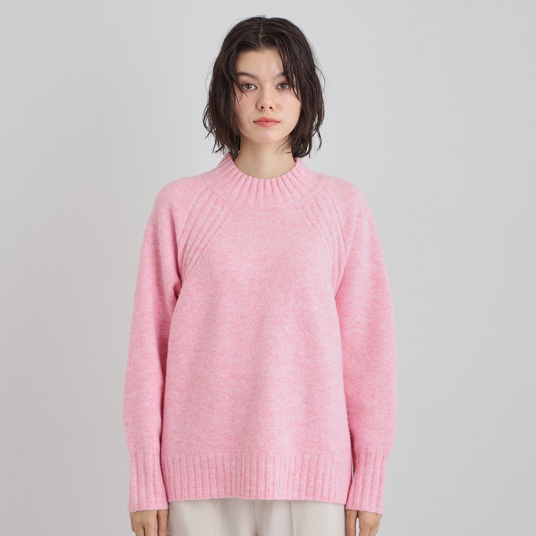 THE SHOP TK「ふんわり柔らかきれい色 ウール混ハイネックニット」|ニット・セーター|