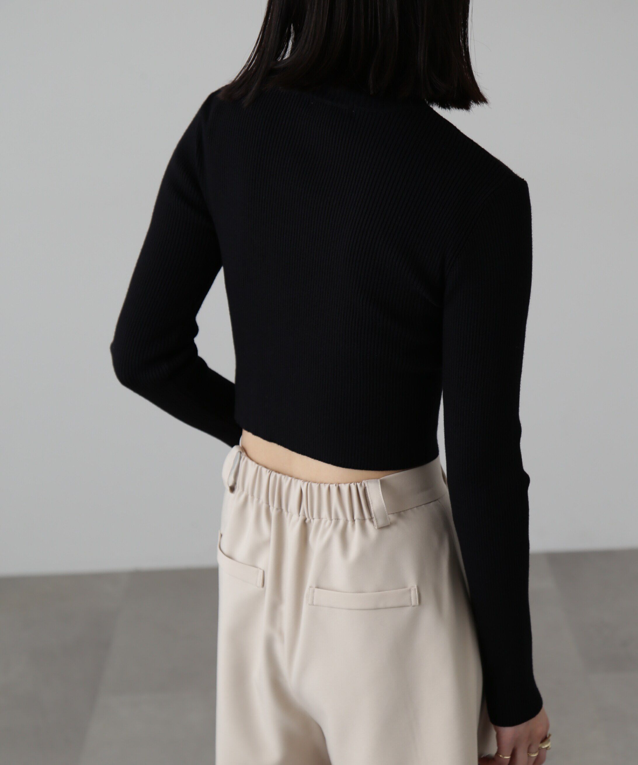  「ハイネックショート丈リブニット」|ニット・セーター|