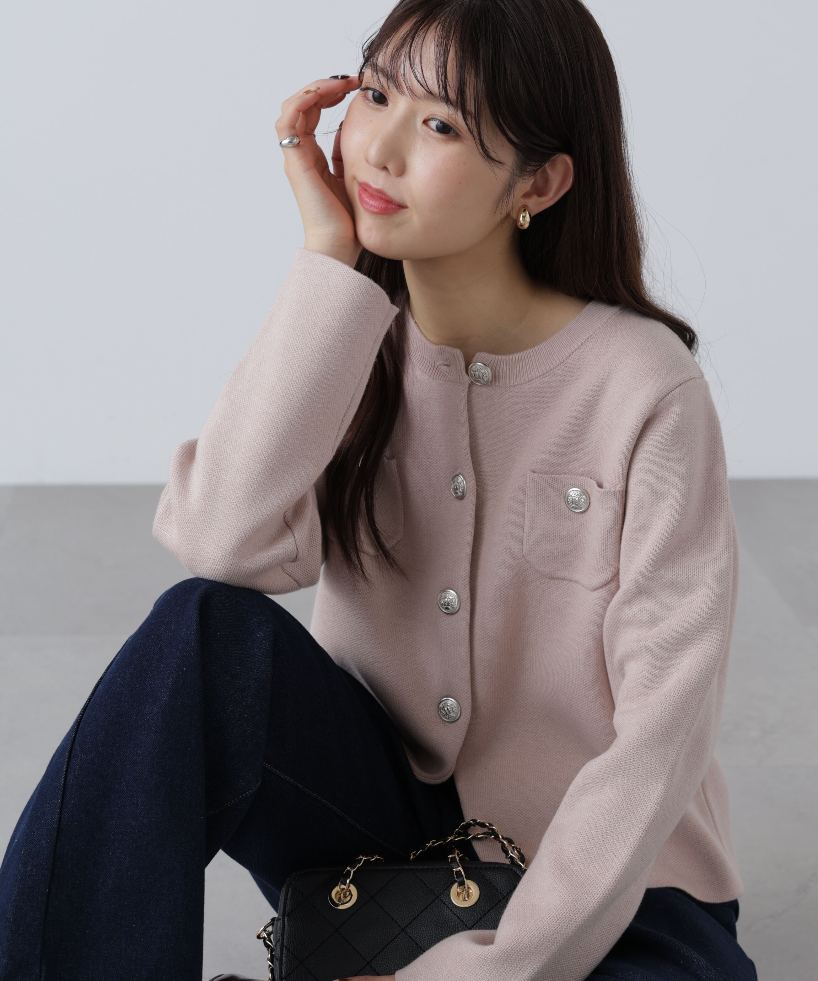  「エンブレムボタンニットカーディガン」|ニット・セーター|ベージュ