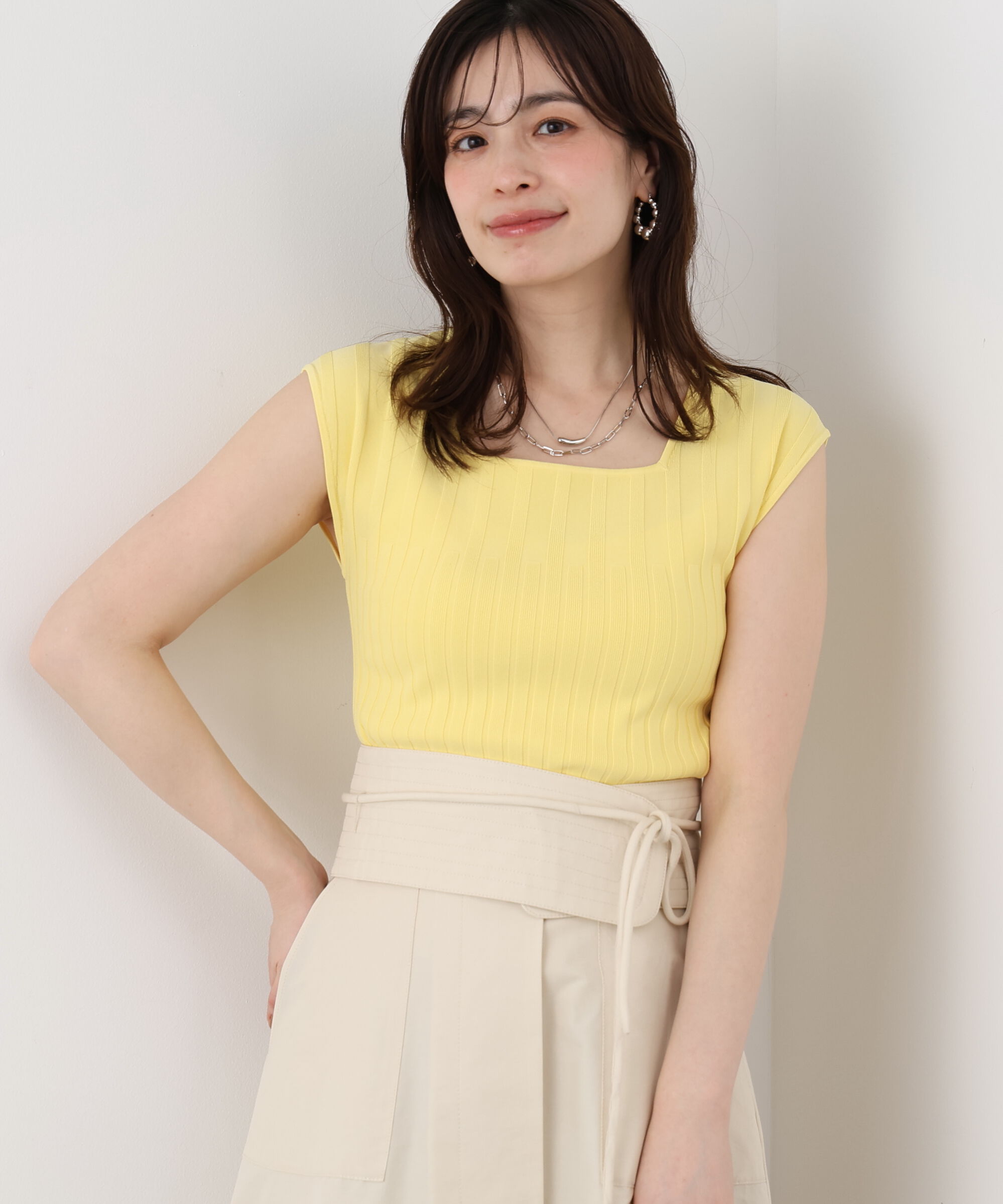  「スクエアネックニットトップス」|ニット・セーター|イエロー