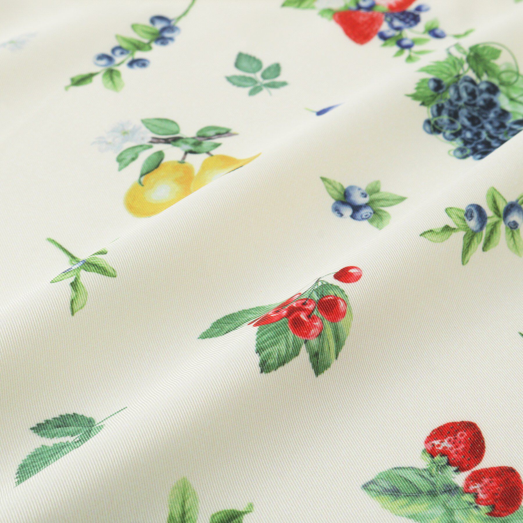 SHOO･LA･RUE「大判プリントスカーフ（88&times;88cm）」|バンダナ・スカーフ|