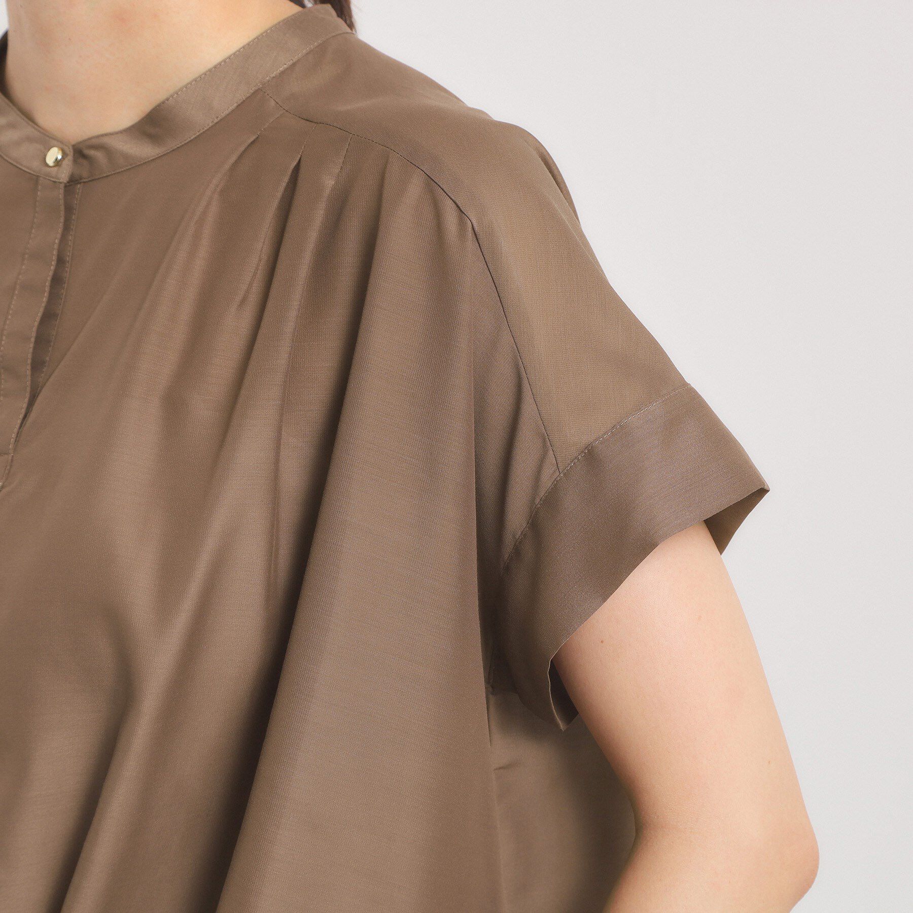 ITS&rsquo;DEMO「【手洗い可】シアー裾タックブラウス」|シャツ・ブラウス|