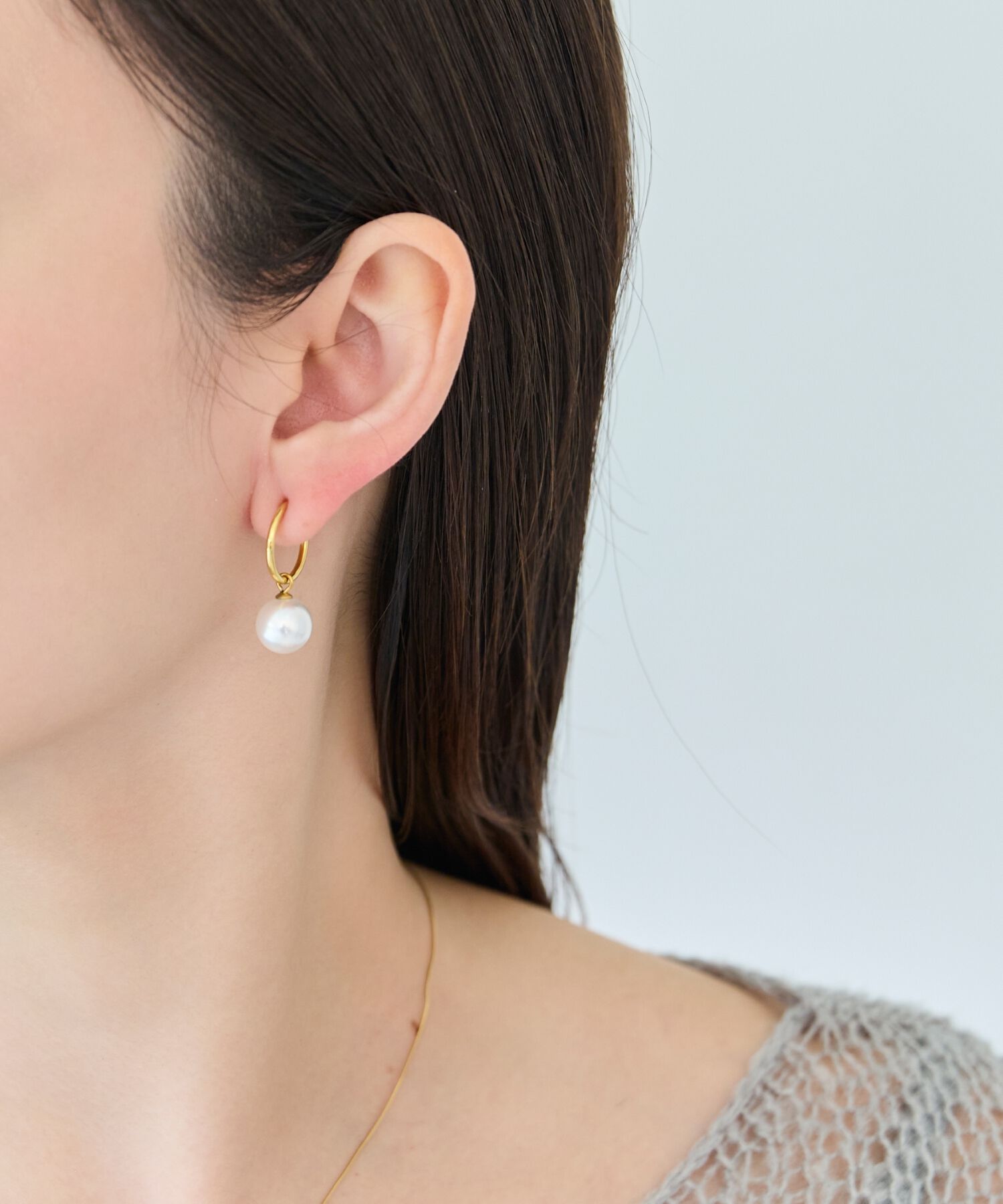 Phoebe「【金属アレルギー対応】バランスパールフープイヤリング　ゴールド/ステンレス/大ぶり/存在感◎/主役級」|イヤリング|