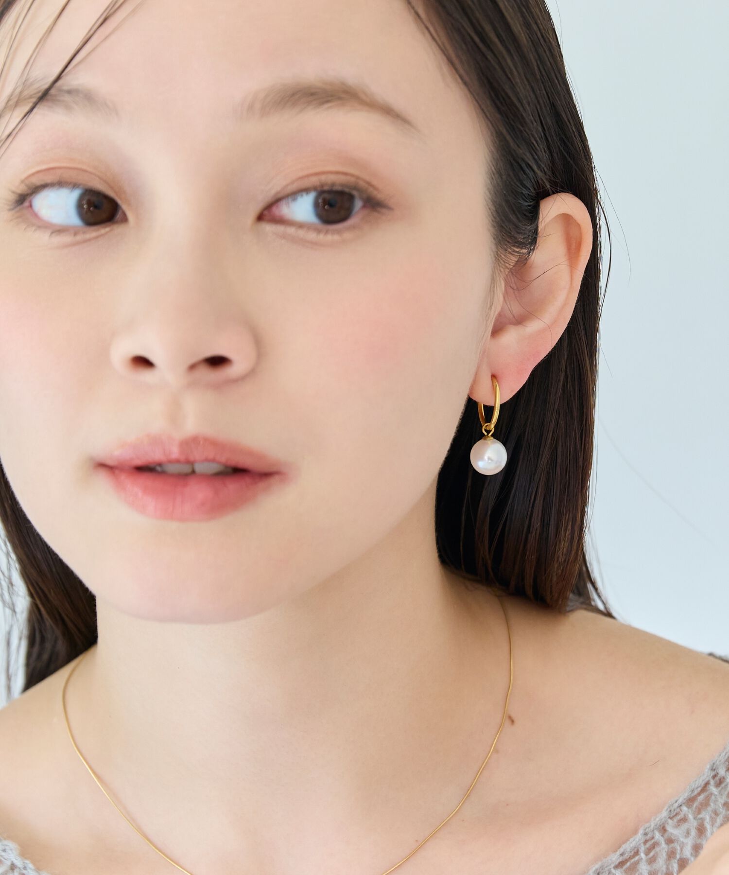 Phoebe「【金属アレルギー対応】バランスパールフープイヤリング　ゴールド/ステンレス/大ぶり/存在感◎/主役級」|イヤリング|