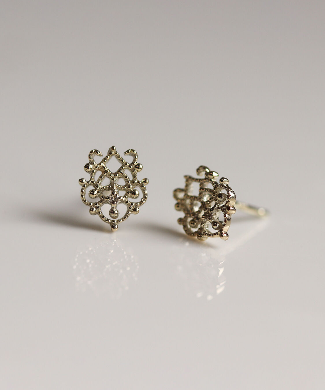  「ダイヤモンド レース ピアス | K10YG」|ピアス|