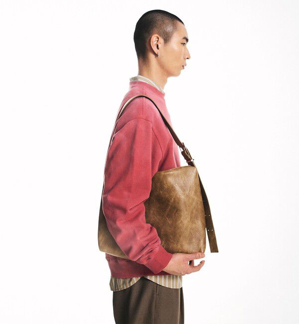 SHIPS「City Ambient Products: フロスト フェード スクエアロゴ スウェット」|スウェット・ジャージ|