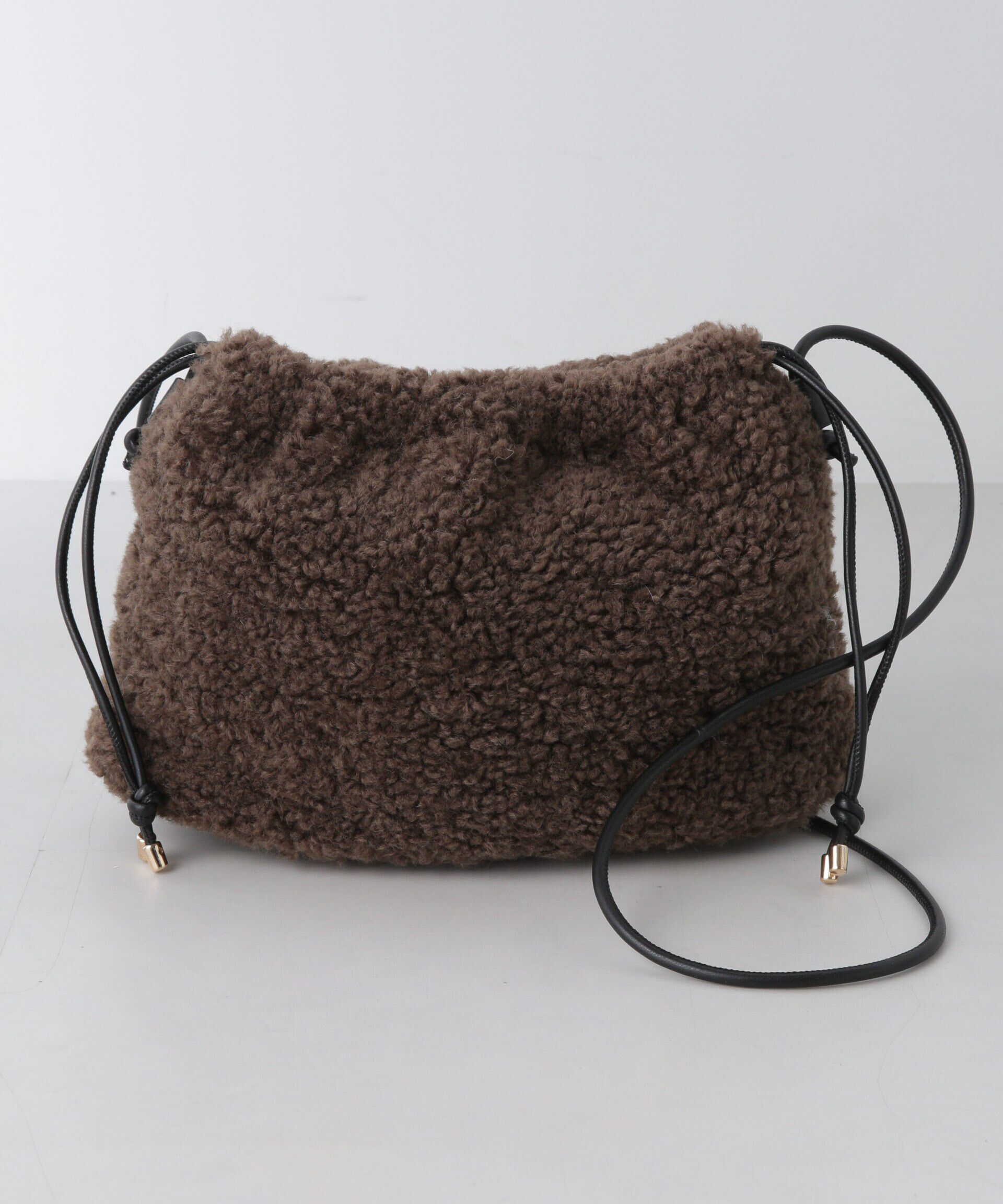 nano･universe「フェイクファー巾着バッグ」|ショルダー・メッセンジャー|