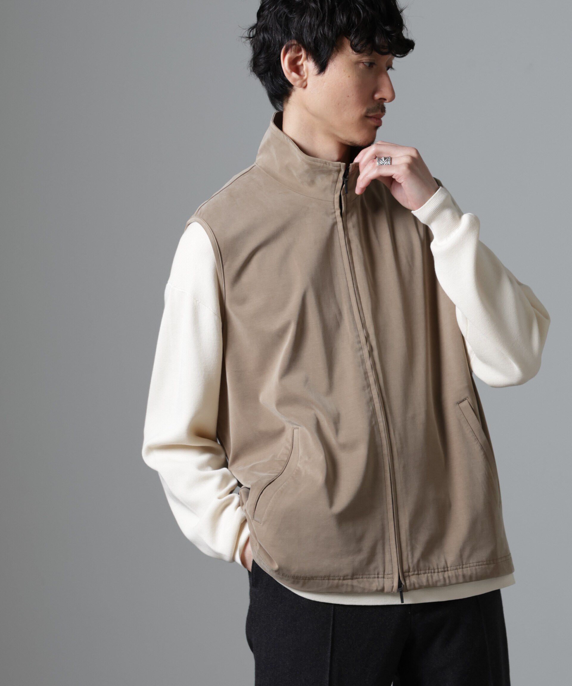 nano･universe「ヌバックライクスムーススタンドカラーベスト」|ダウンベスト・ベスト|モカ3