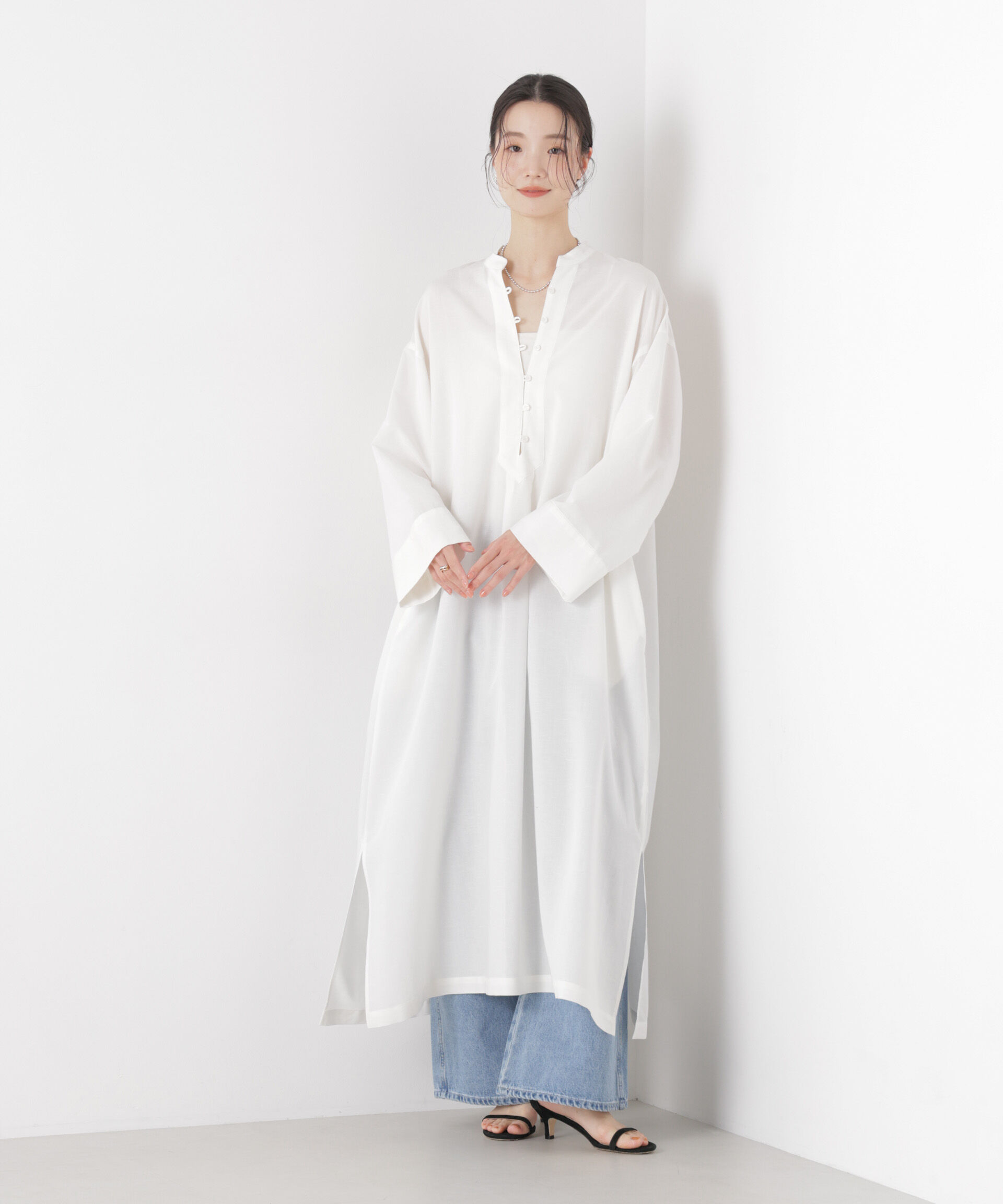 nano･universe「マシンウォッシャブルリネン混 スタンドカラーワンピース」|ワンピース|