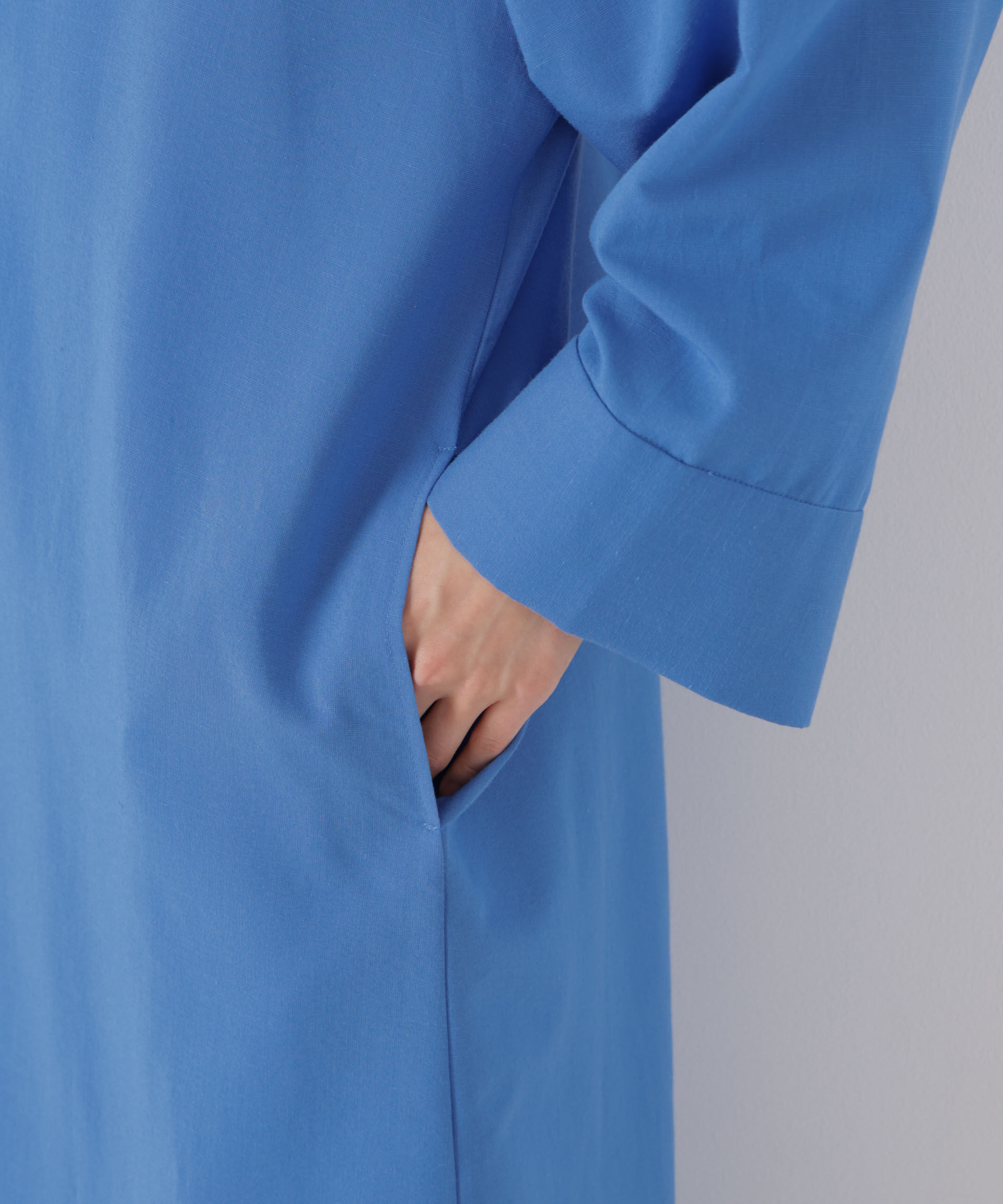 nano･universe「マシンウォッシャブルリネン混 スタンドカラーワンピース」|ワンピース|