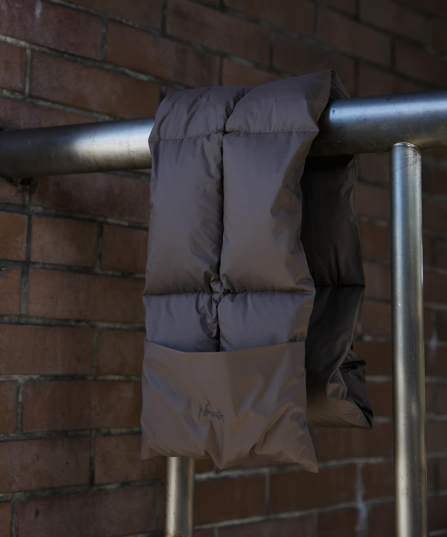 URBAN RESEARCH DOORS「『別注』NANGA&times;DOORS　DOWN MUFFLER」|マフラー|