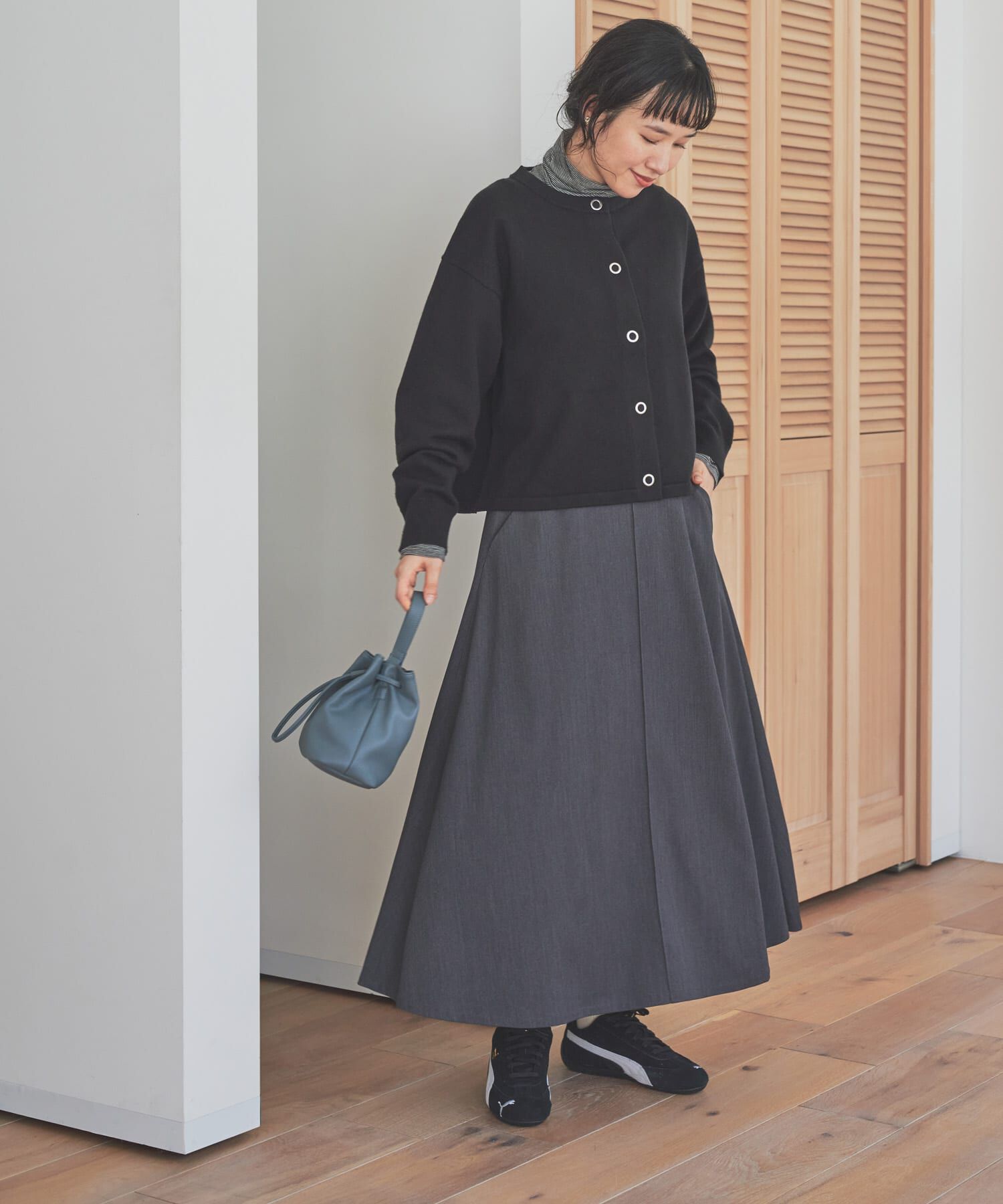 URBAN RESEARCH DOORS「『仁村紗和さん着用』『UR TECH』完声フレアスカート」|スカート|