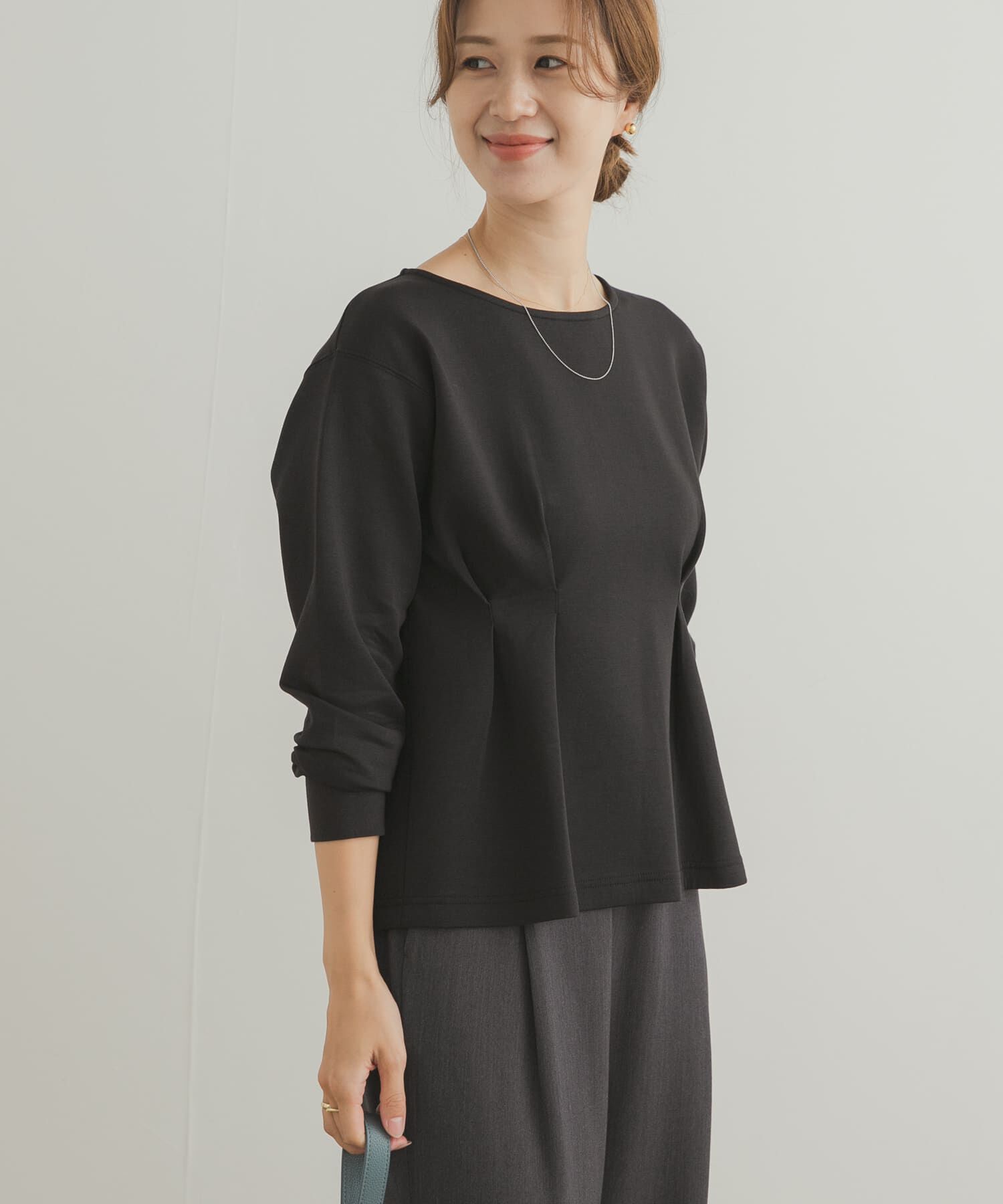 URBAN RESEARCH DOORS「ライトダンボールウエストタックプルオーバー」|Tシャツ・カットソー|