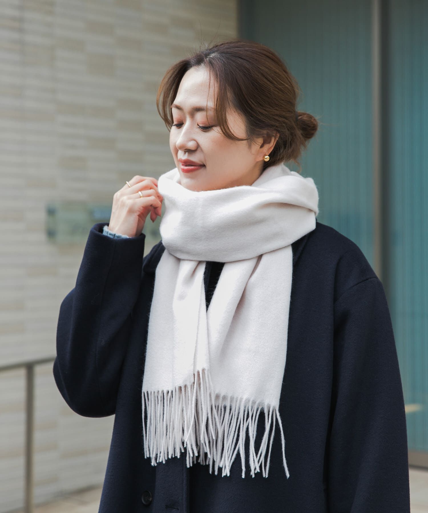 URBAN RESEARCH DOORS「しっとりカシミヤ混ストール」|ストール|オフホワイト