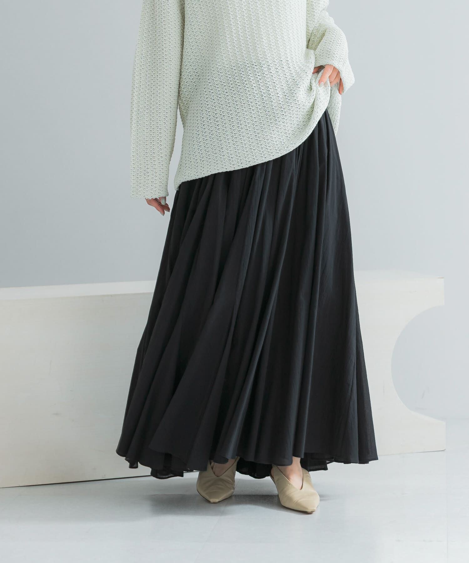 URBAN RESEARCH ROSSO「コットンボリュームマキシスカート」|スカート|ブラック