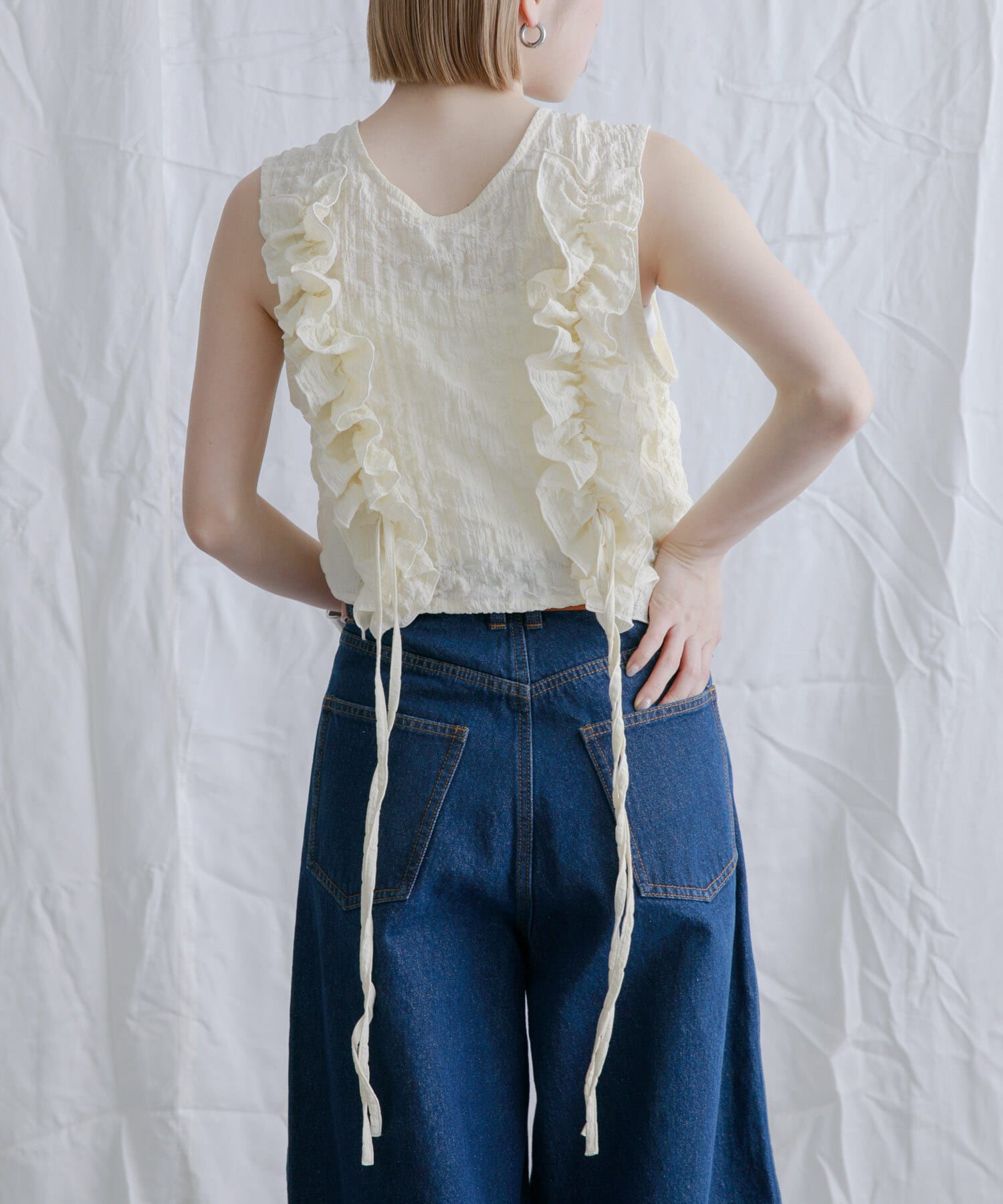  「2WAYフリルノースリーブトップス」|ベスト・ジレ|