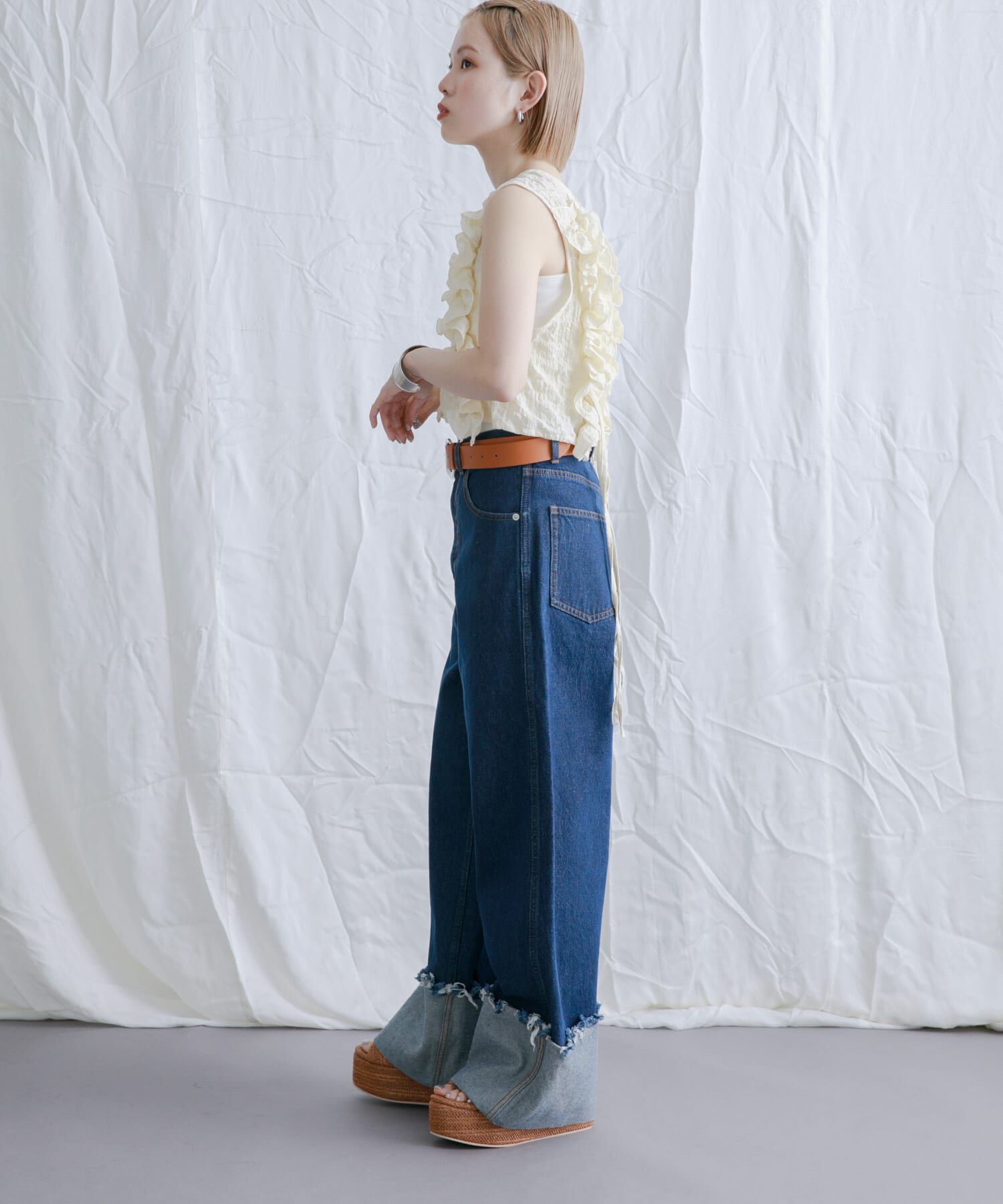  「2WAYフリルノースリーブトップス」|ベスト・ジレ|