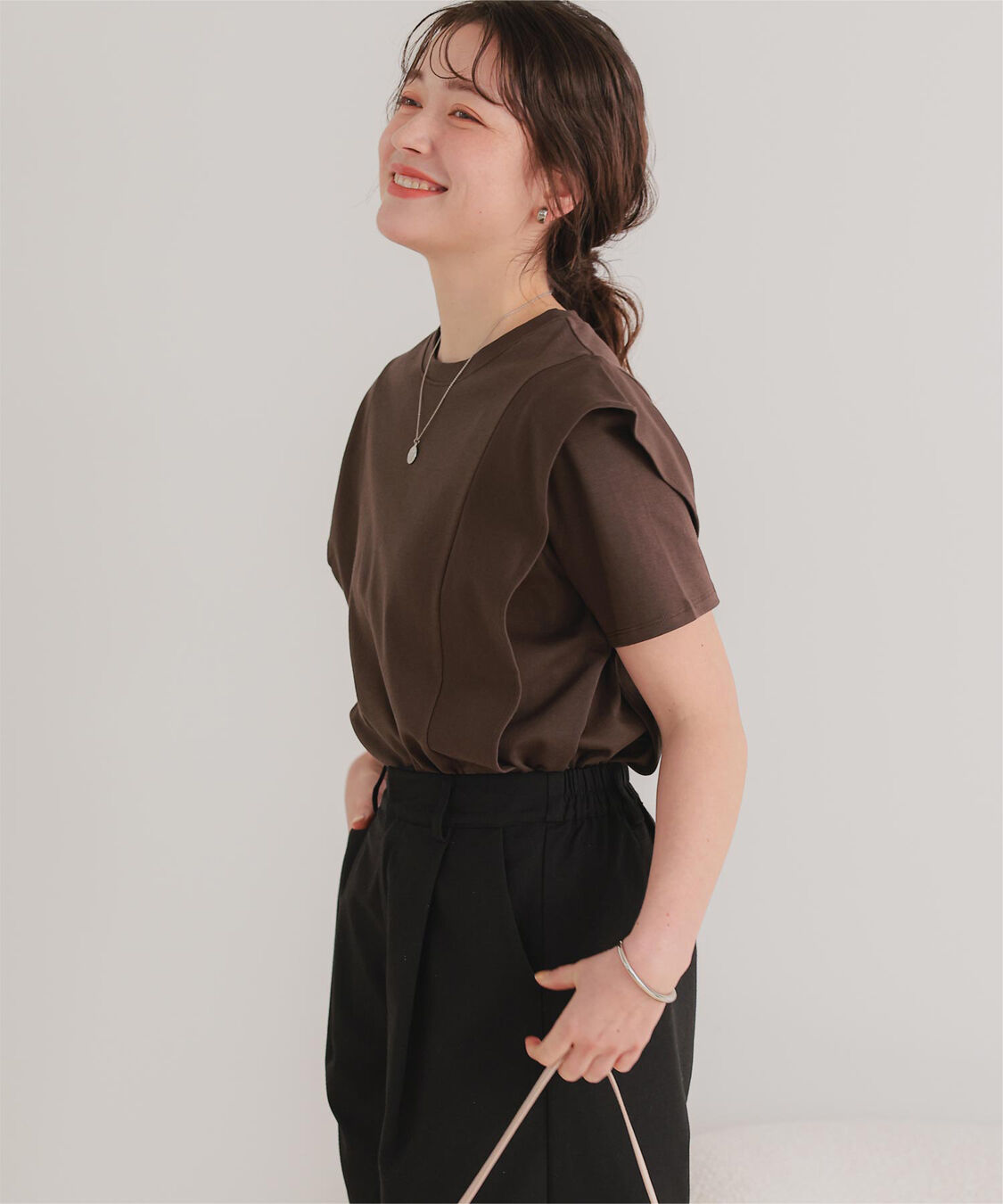 titivate「汗染み防止ラッフルスリーブTシャツ」|Tシャツ・カットソー|