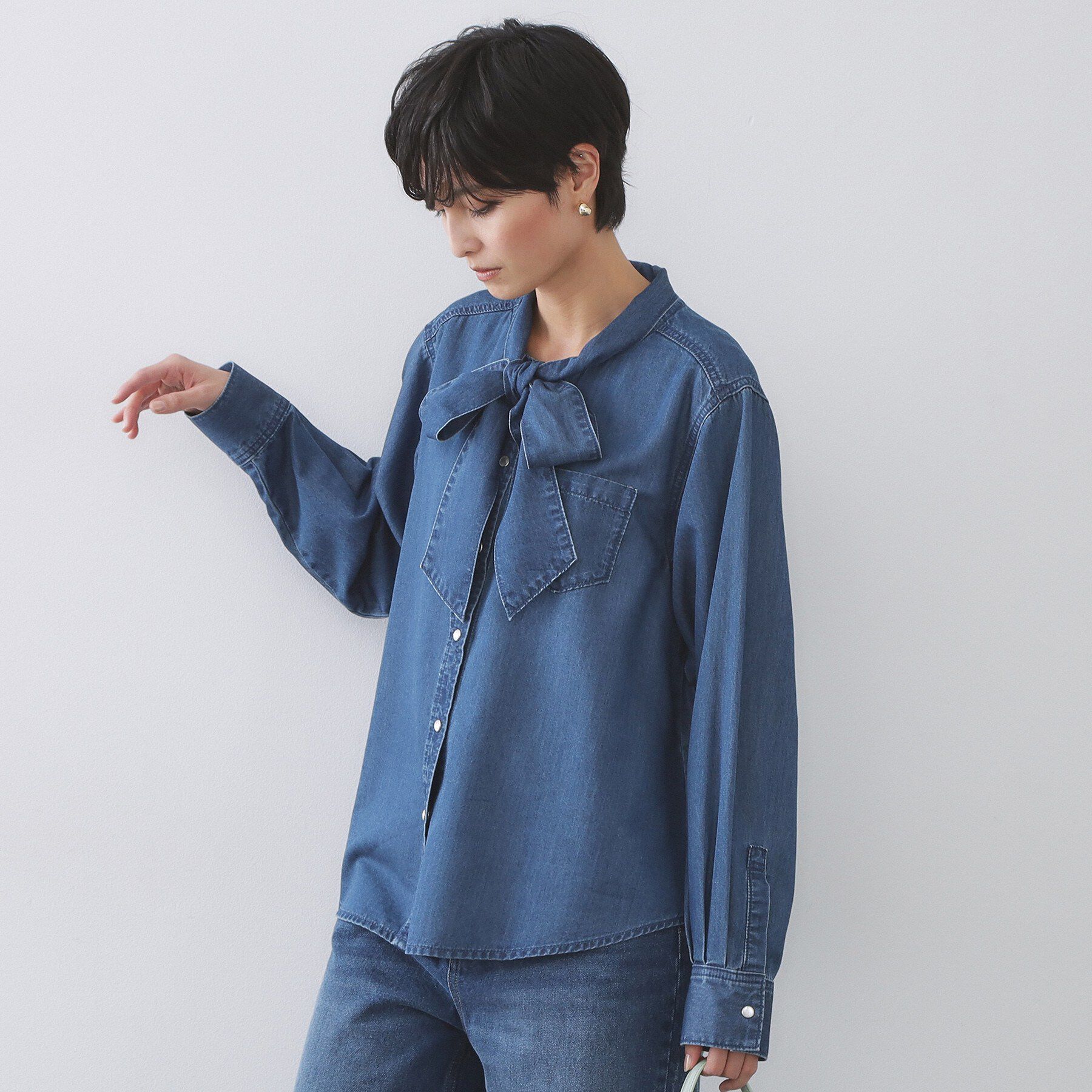OPAQUE.CLIP「セルロース混デニムボウタイブラウス【洗濯機OK】」|シャツ・ブラウス|