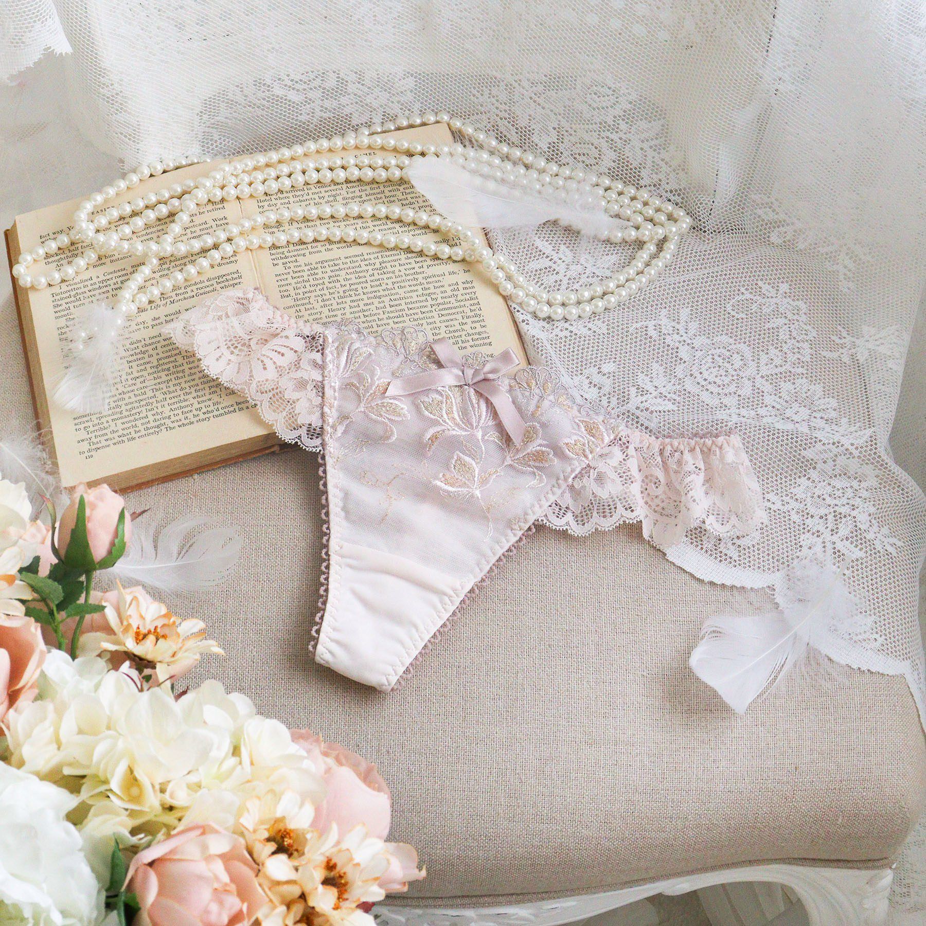 Risa Magli「リーゼル Tバック」|インナー|ピンク(071)