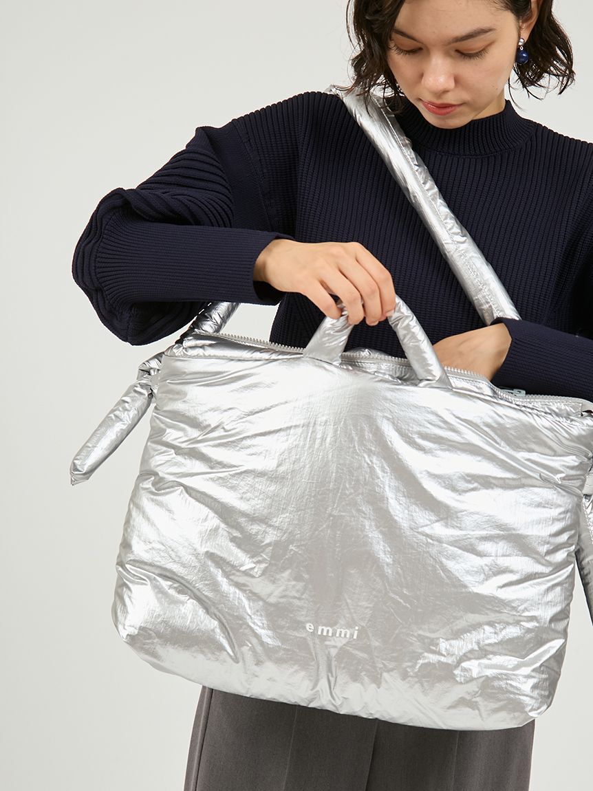 emmi atelier「【限定カラーあり】ナイロンパディングバッグ」|ショルダー・メッセンジャー|
