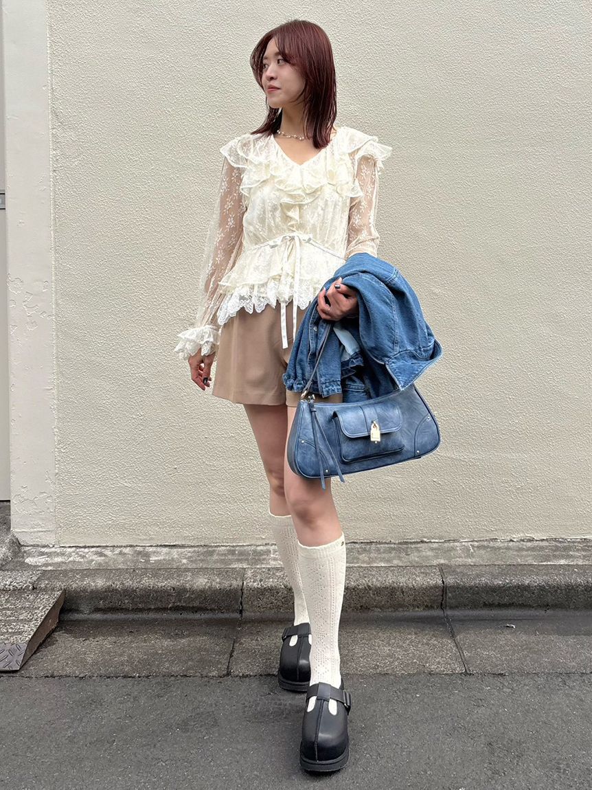 LILY BROWN「ラッフルレースリボントップス」|シャツ・ブラウス|