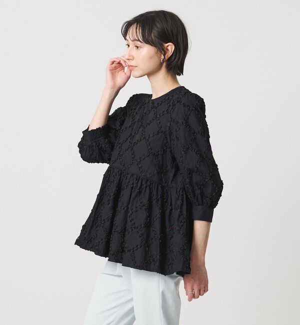 UNITED ARROWS「エンブロイダリー フリル トップス」|シャツ・ブラウス|